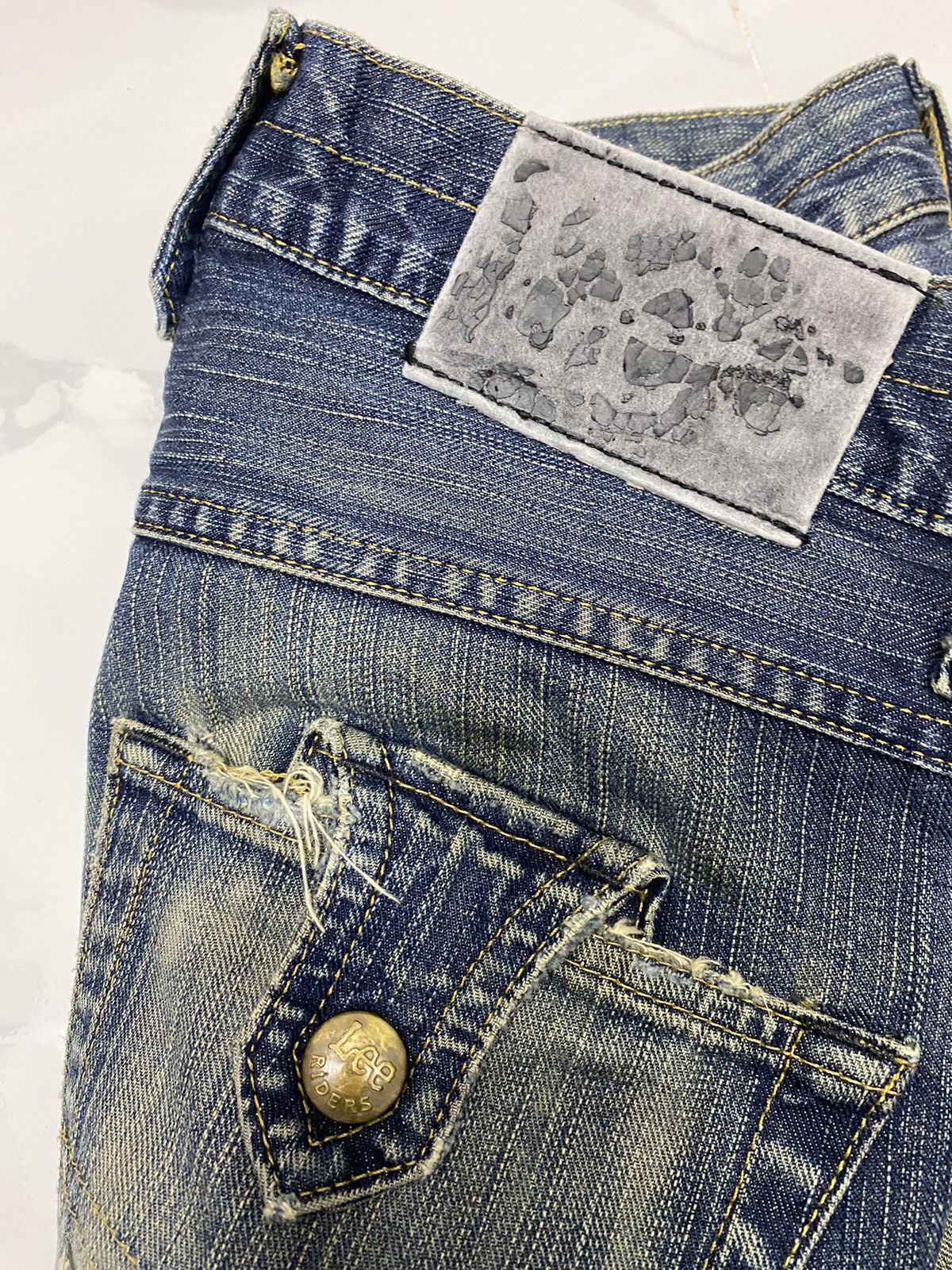 Lee × Tornado Mart 🔥LEE FLARE TWISTED DISTRESSED DENIM JEANS BOOTCUT FLARED Size US 31 - 10 Thumbnail