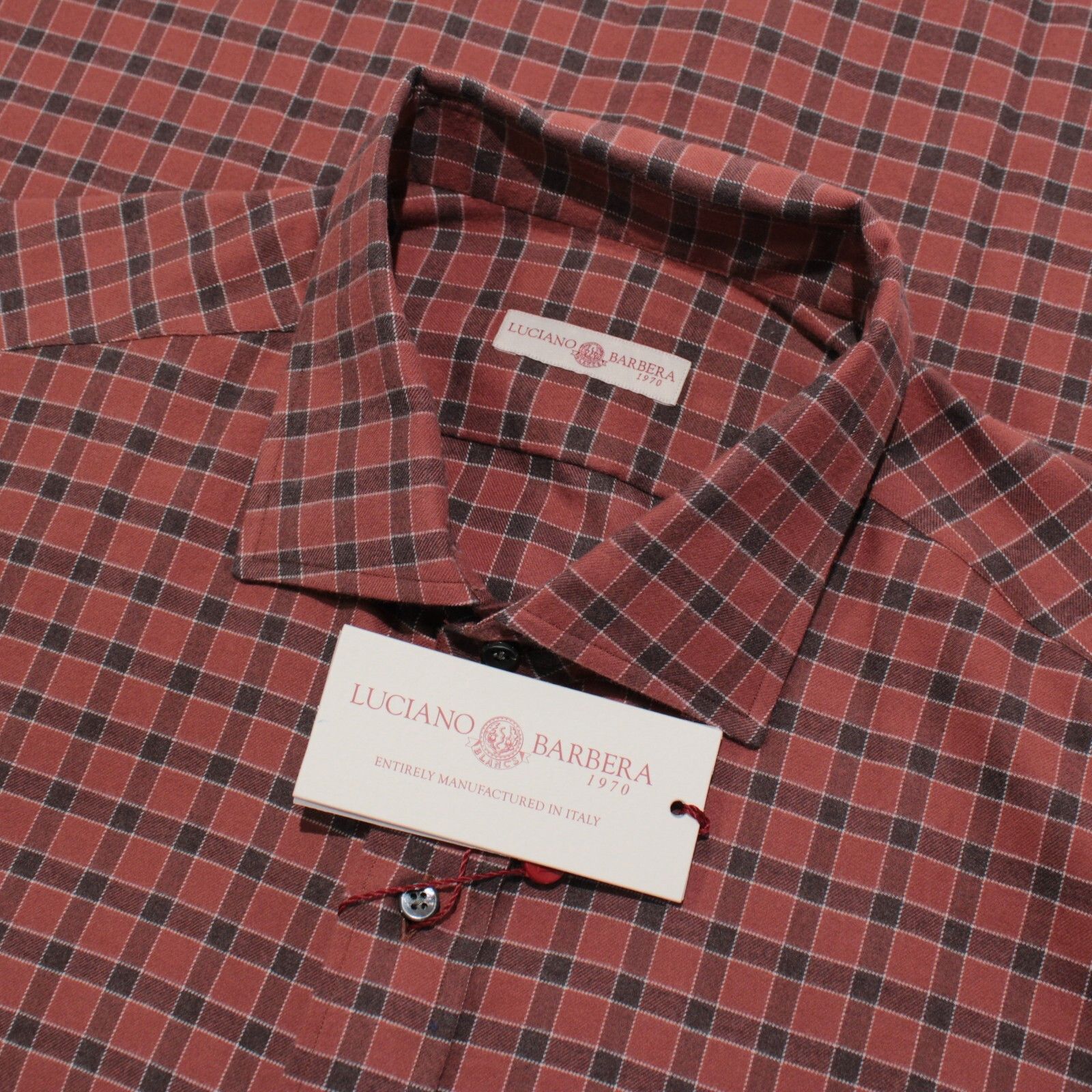 Luciano Barbera Luciano Barbera New with tags Shirt Size XL US In Red Size US XL / EU 56 / 4 - 1 Thumbnail