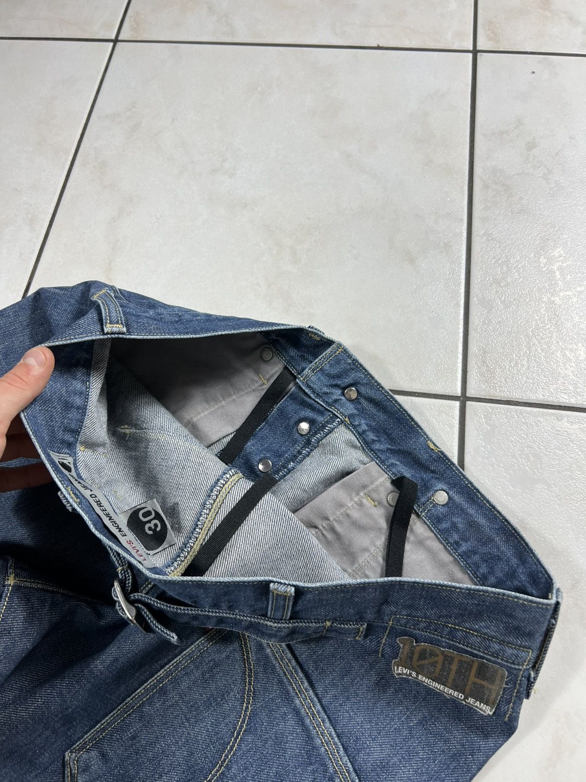 Levi's Vintage Levi’s engineered jeans baggy y2k buckle back 10th Size US 30 / EU 46 - 22 Thumbnail