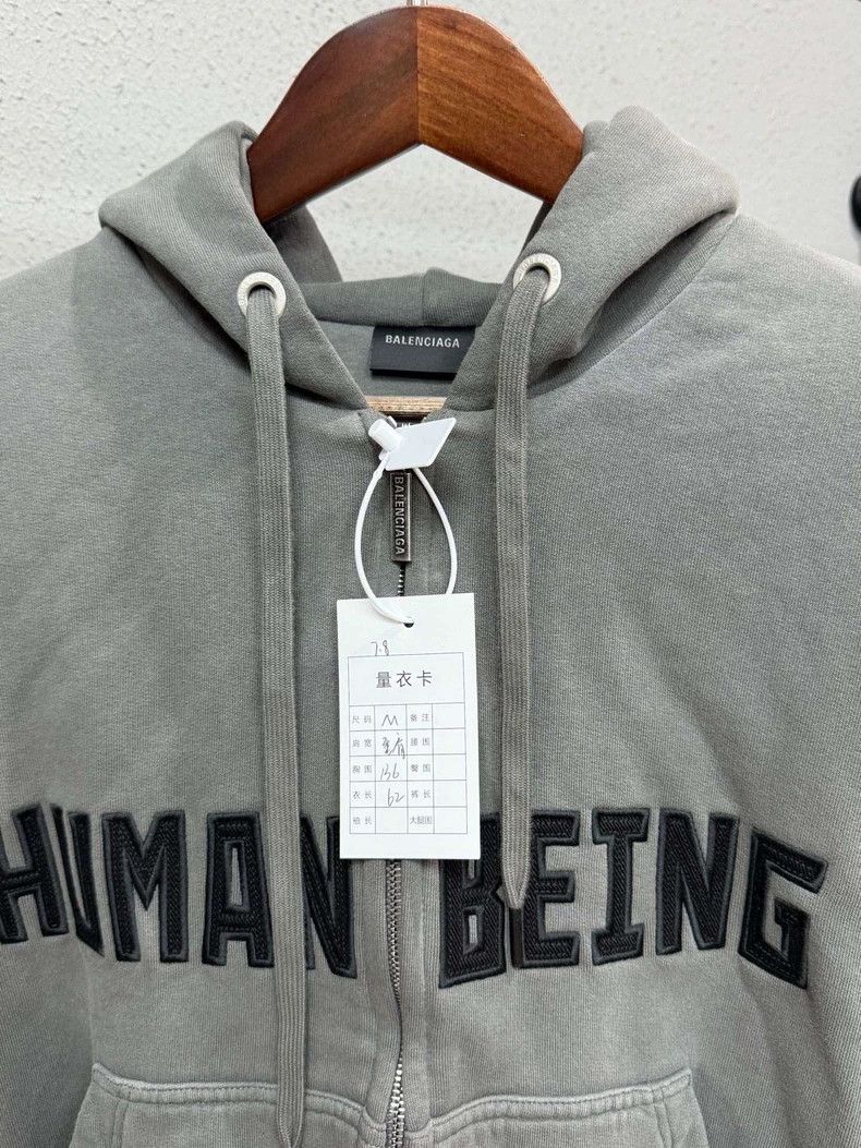 Balenciaga Balenciaga Cropped human being embroidered jacket Size US M / EU 48-50 / 2 - 3 Thumbnail