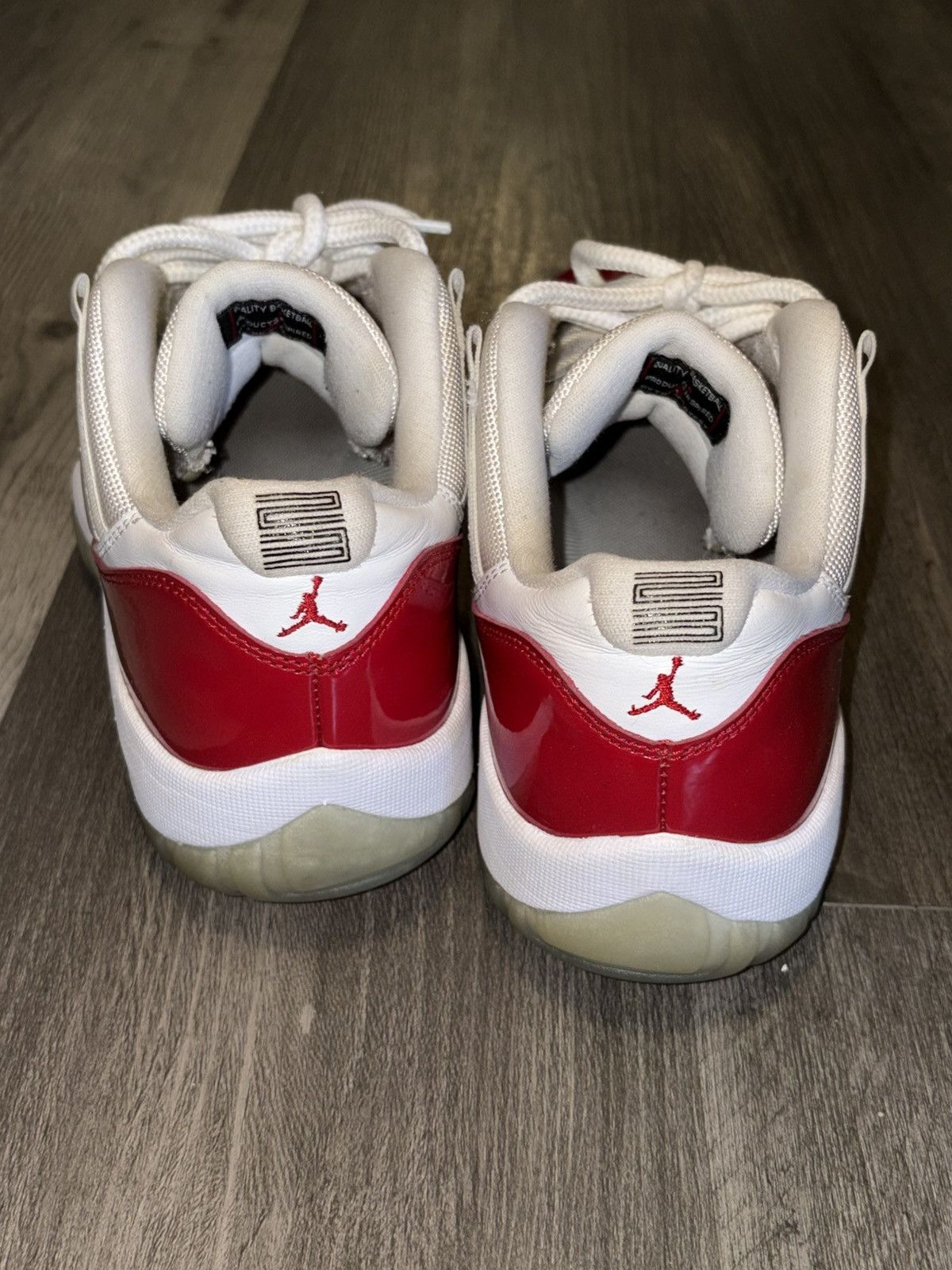 Jordan Brand Cherry Low-top 11s Size US 9.5 / EU 42-43 - 4 Thumbnail
