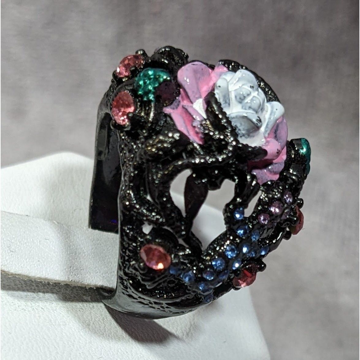 Other Pastel Goth Romantic Floral Enamel And Gemmed Ring Size 8 1/ Size ONE SIZE - 7 Thumbnail