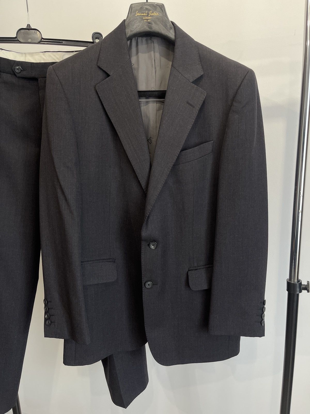 DAKS DAKS London Gray 2-Piece Suit - 100% Pure New Wool Size 38R Size 38R - 2 Thumbnail