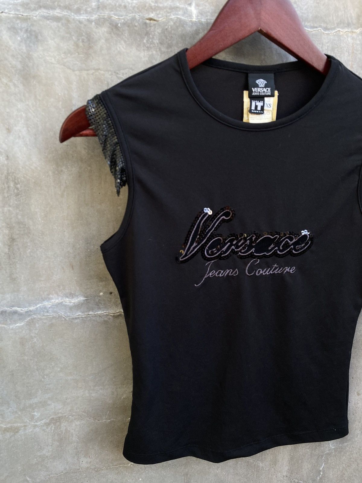 Versace Jeans Couture Black On Black Embellished Sleeveless Top Size XS / US 0-2 / IT 36-38 - 2 Thumbnail