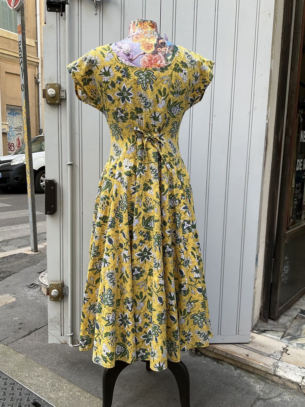 Vintage Vintage Provenzal french dress Size M / US 6-8 / IT 42-44 - 3 Thumbnail