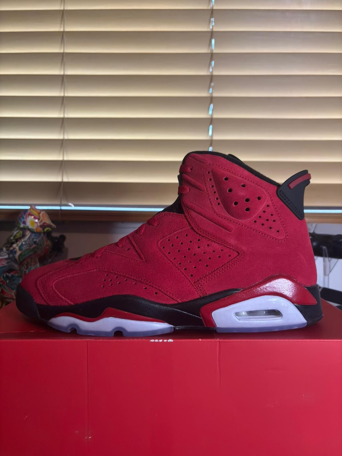 Jordan Brand Nike Air Jordan 6 Retro "Toro Bravo" Size US 11 / EU 44 - 1 Thumbnail