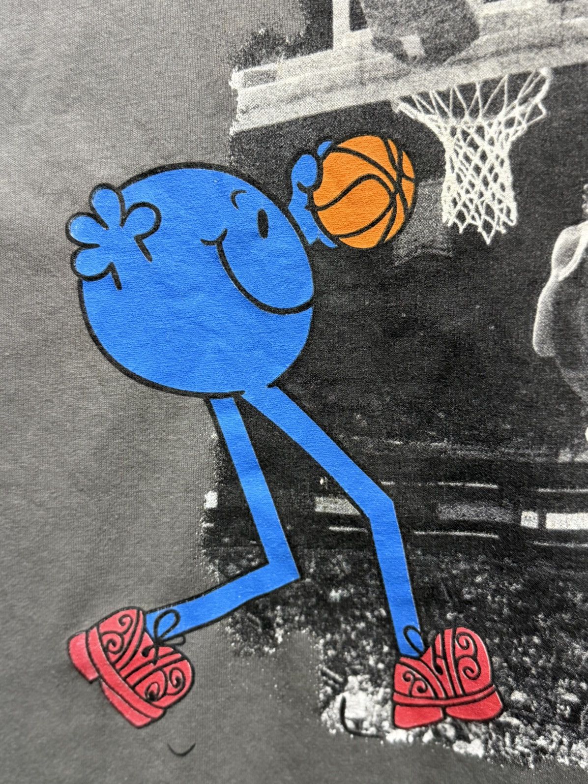 NBA × Vintage Vintage 90s NBA Mr. Tall By Top Heavy Faded Tee Size US L / EU 52-54 / 3 - 8 Thumbnail