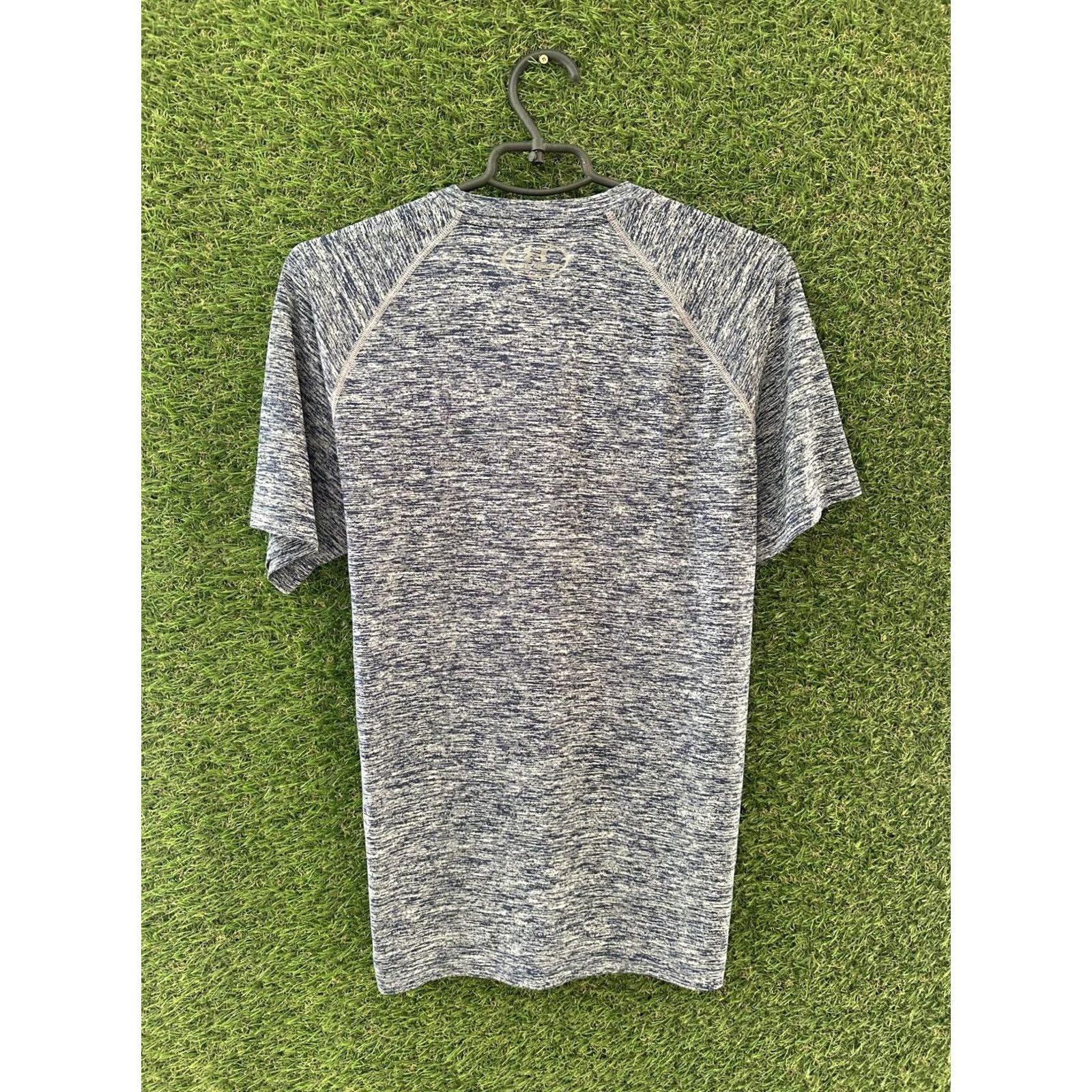 Under Armour Under Armour HeatGear Shirt Men M Blue Short Sleeve Jersey 2016 Training Compression T-Shirt Size M Size US M / EU 48-50 / 2 - 8 Thumbnail