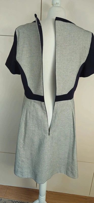 Karen Millen Karen Millen dress. Retro 60's vibe Size XL / US 12-14 / IT 48-50 - 4 Thumbnail
