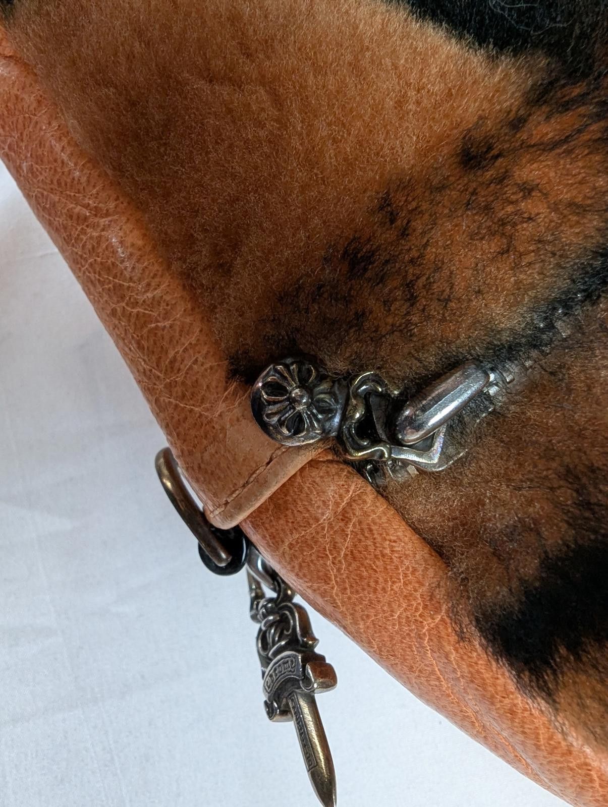 Chrome Hearts Chrome Hearts Triple Cross Patch Shearling Takka Bag Size ONE SIZE - 5 Thumbnail