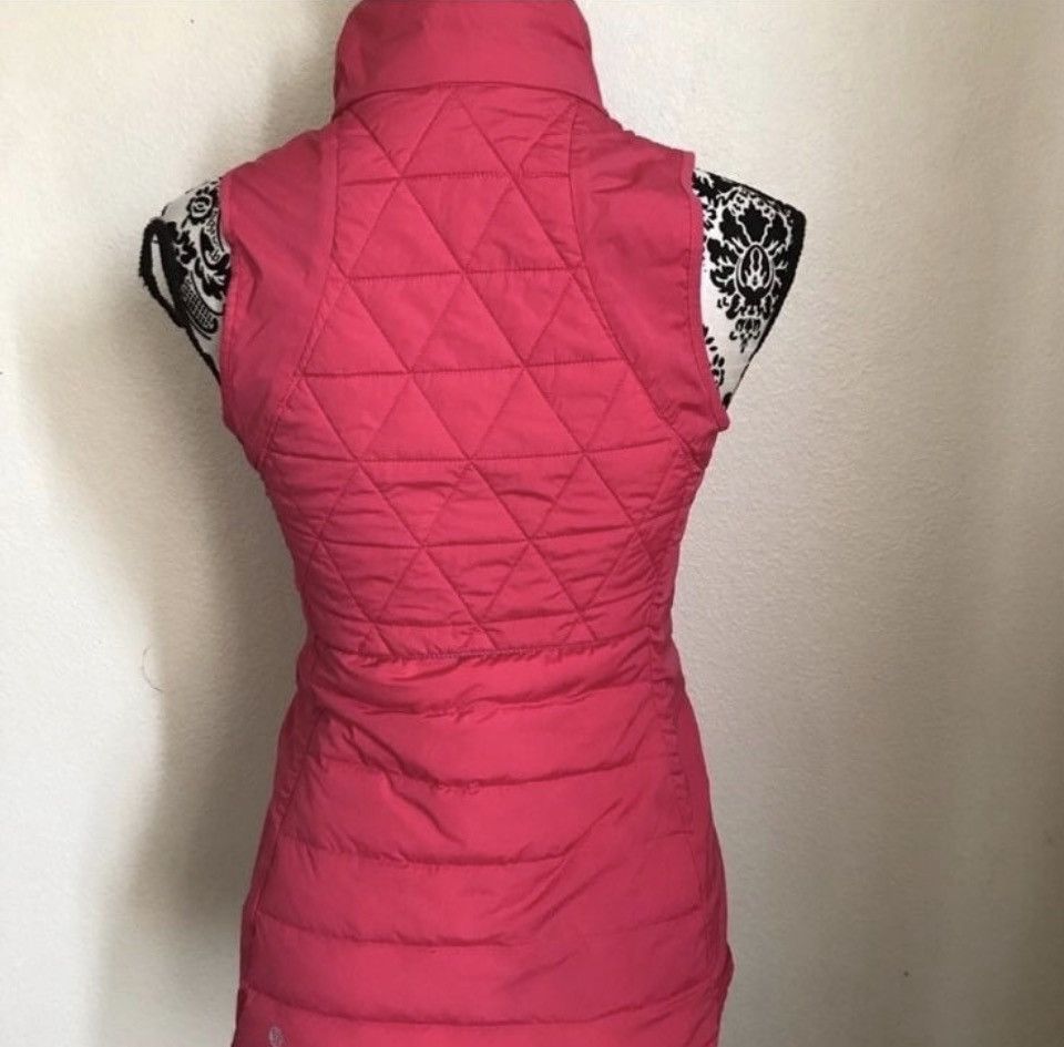 Lululemon Lululemon fluffed up Down vest in Hot Pink size 6 Size M / US 6-8 / IT 42-44 - 4 Thumbnail