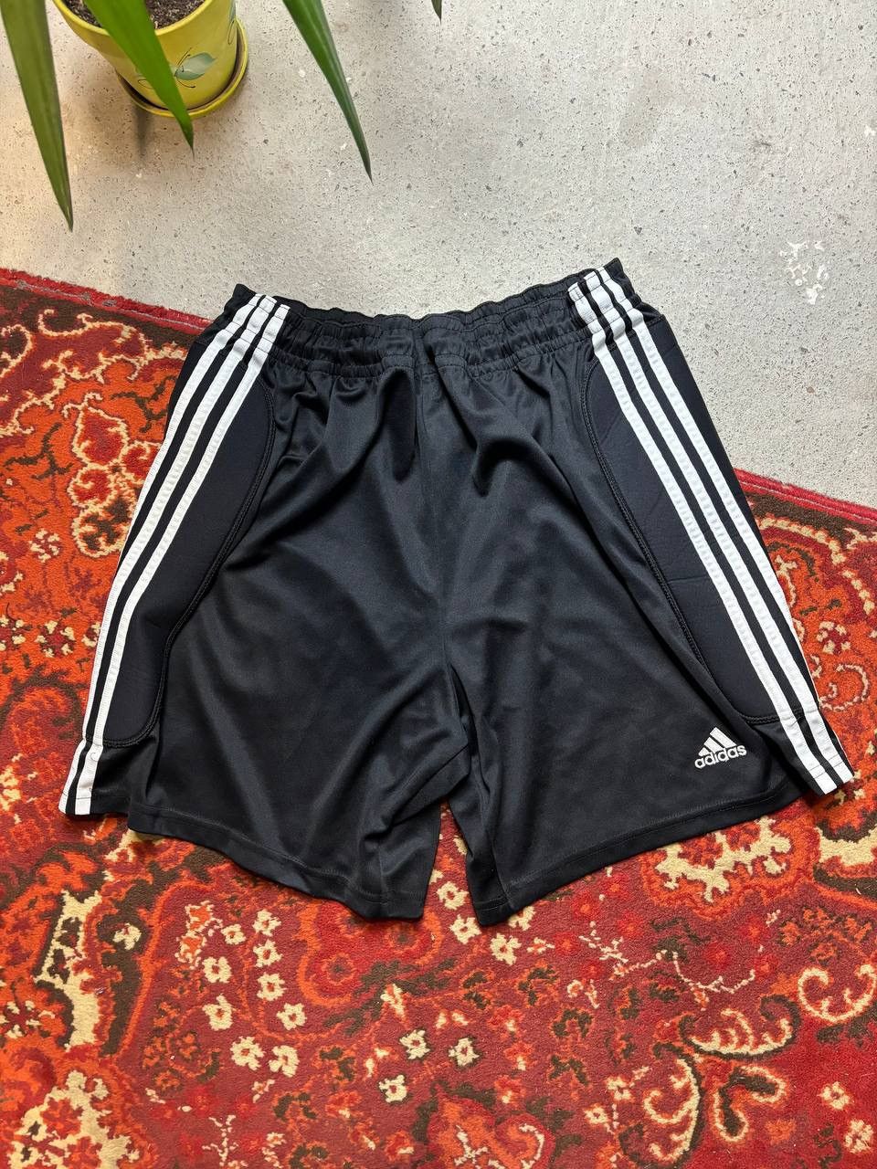 Adidas × Vintage Vintage Y2K Adidas Tierro Equipment Football Stripes Shorts Size US 36 / EU 52 - 1 Thumbnail