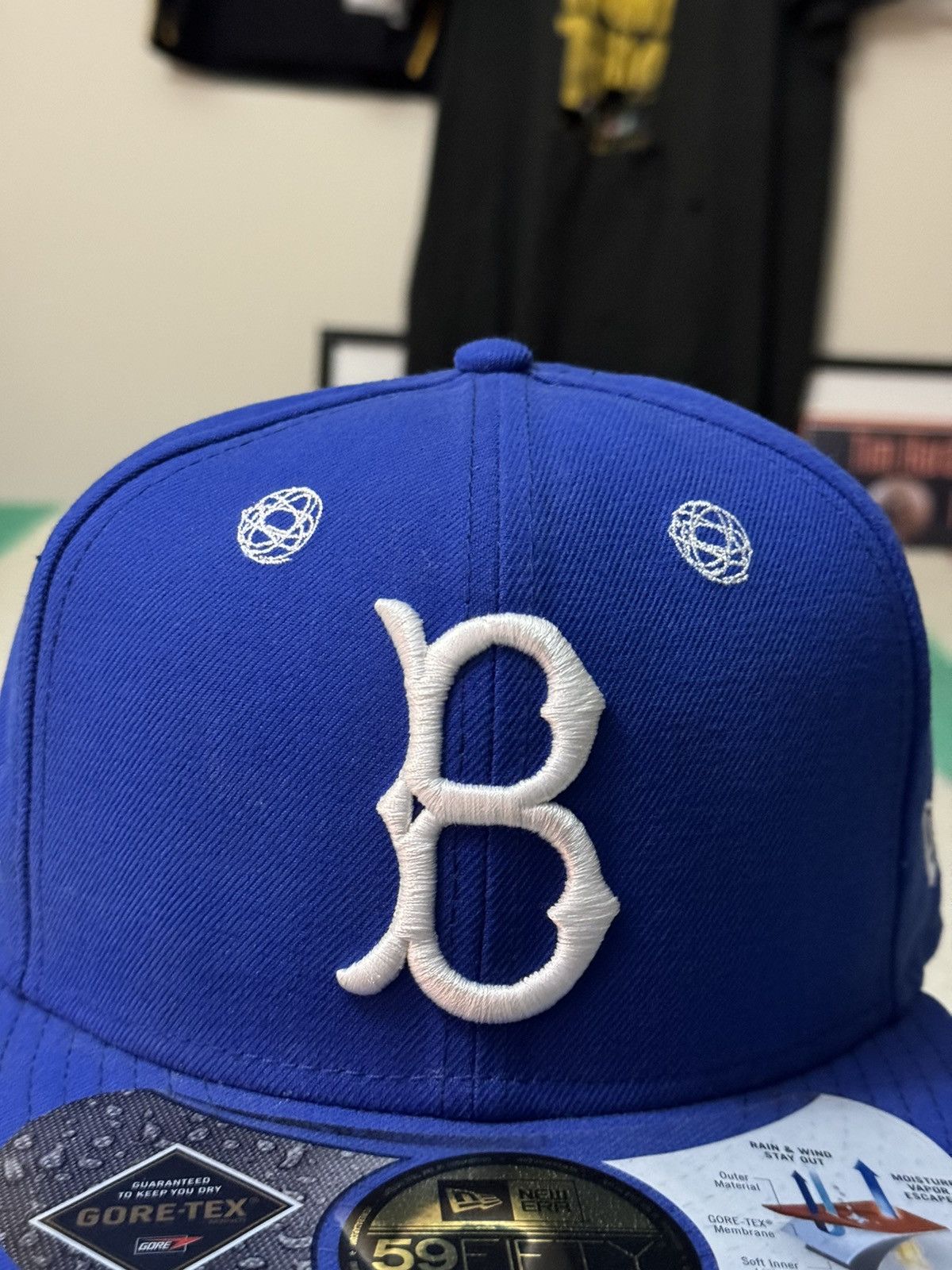 Futura x Kith Brooklyn Dodgers Fitted New Era Hat 7 3/8 - Accessories