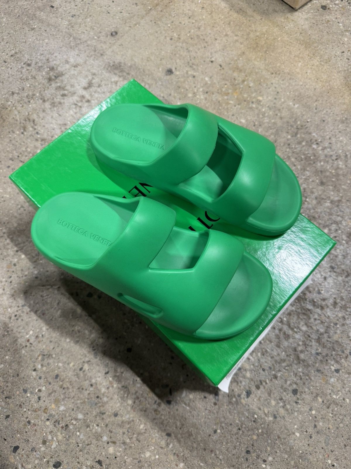 Bottega Veneta Rubber Band Slide Sandals NEW 600$