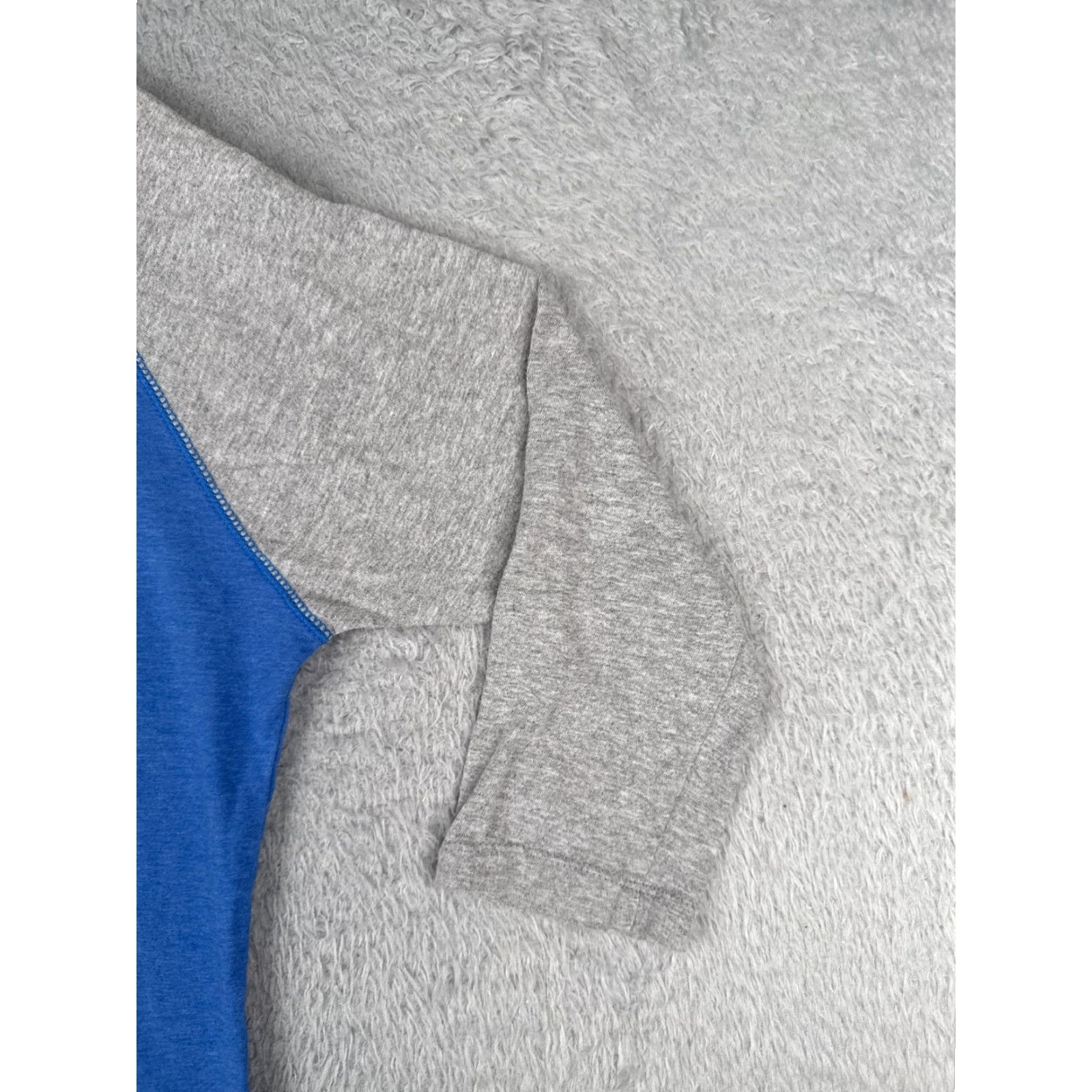 The North Face The North Face Shirt Women Medium Blue Gray 3/4 Sleeve Raglan Style Cotton Blend Size M / US 6-8 / IT 42-44 - 2 Thumbnail