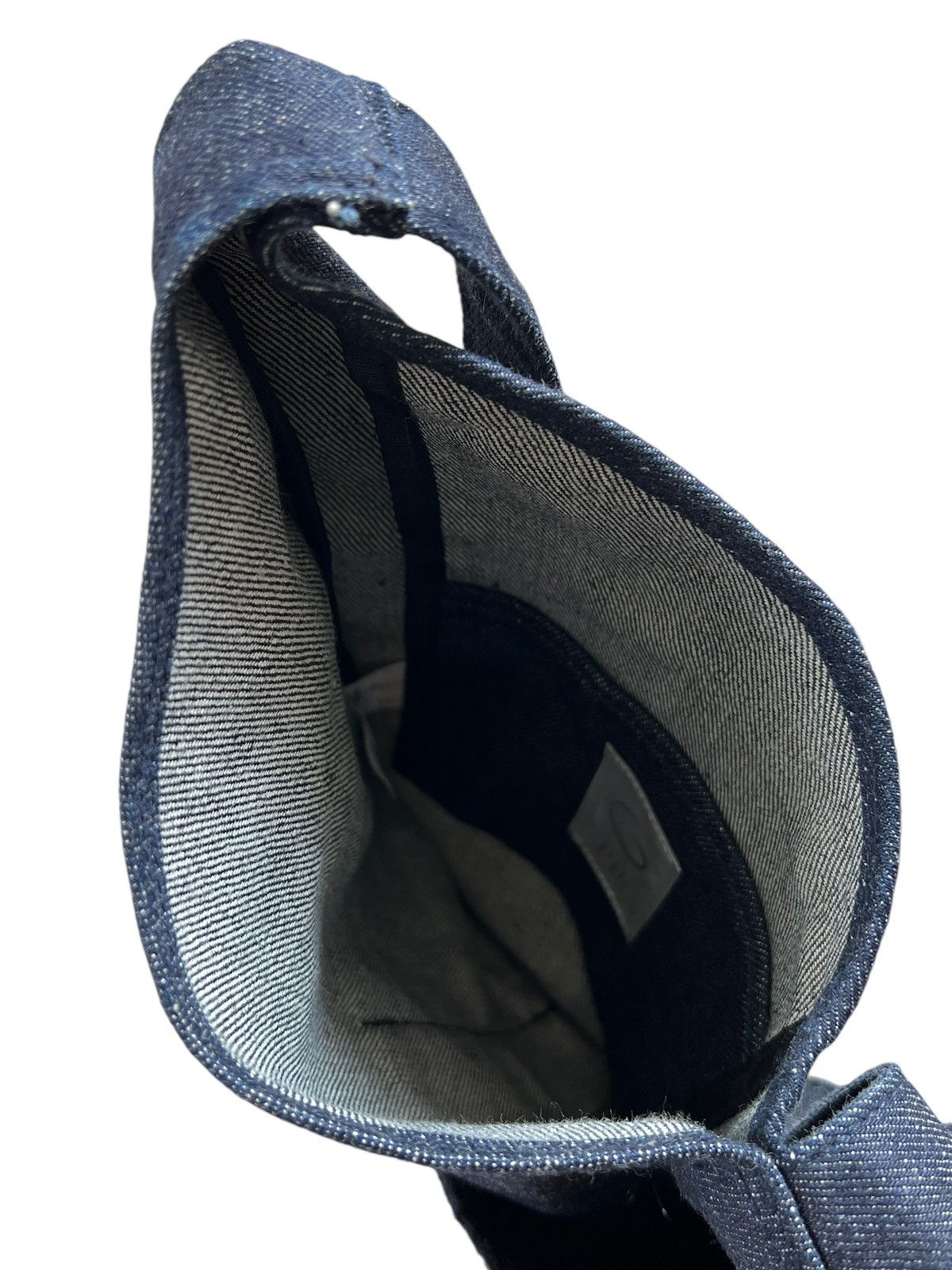 Romeo Gigli 1990’s Romeo Gigli Cyberpunk Denim Sling Bag Size ONE SIZE - 10 Thumbnail