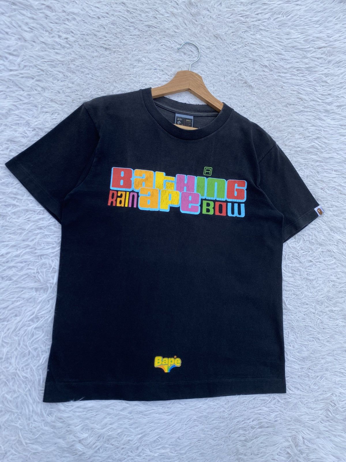 Bape Rare Vintage 2000s BAPE A Bathing Ape Rainbow Tshirt Size US S / EU 44-46 / 1 - 3 Thumbnail