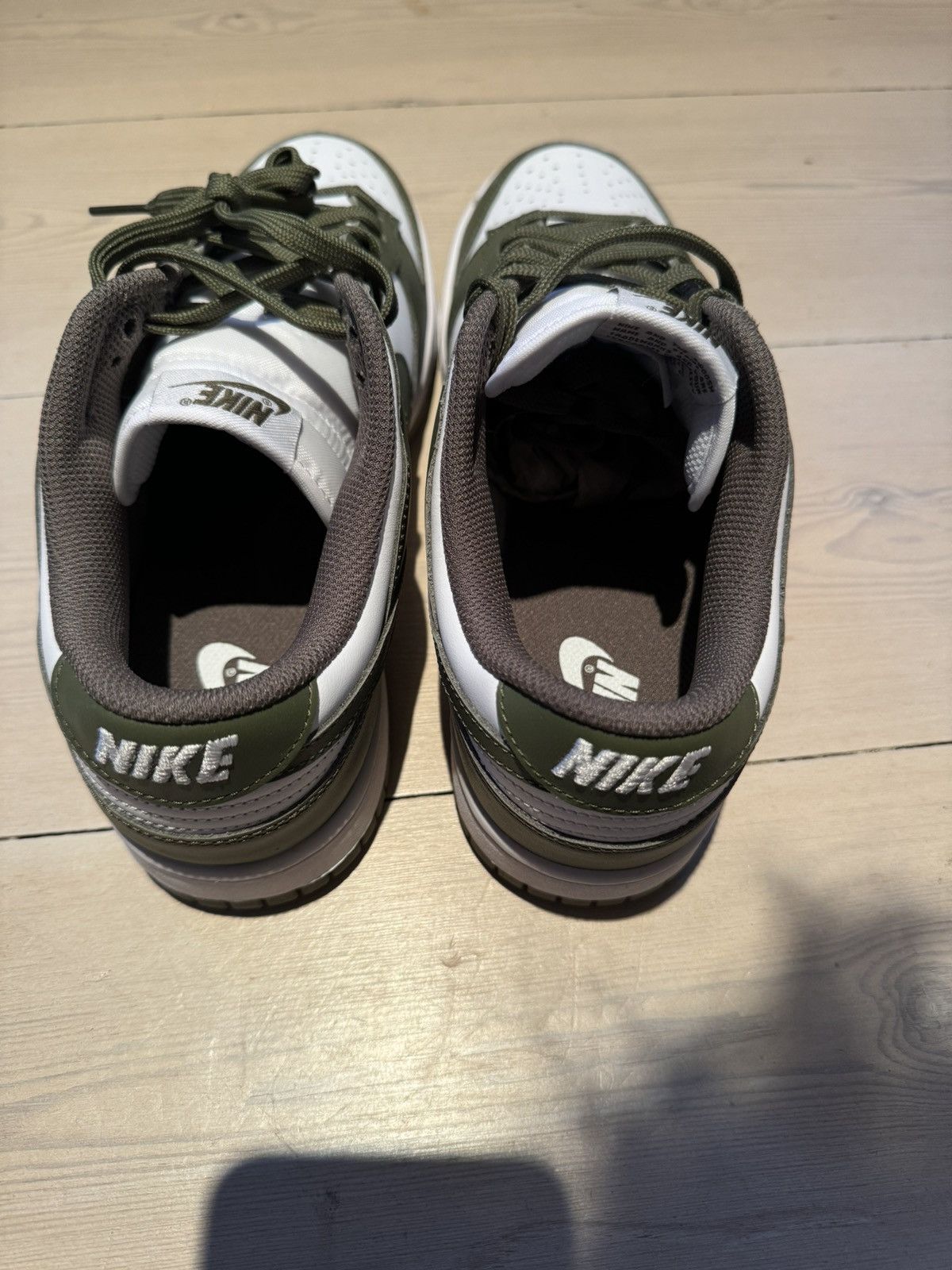 Nike Women’s Nike dunk low medium olive Size US 10 / IT 40 - 2 Thumbnail