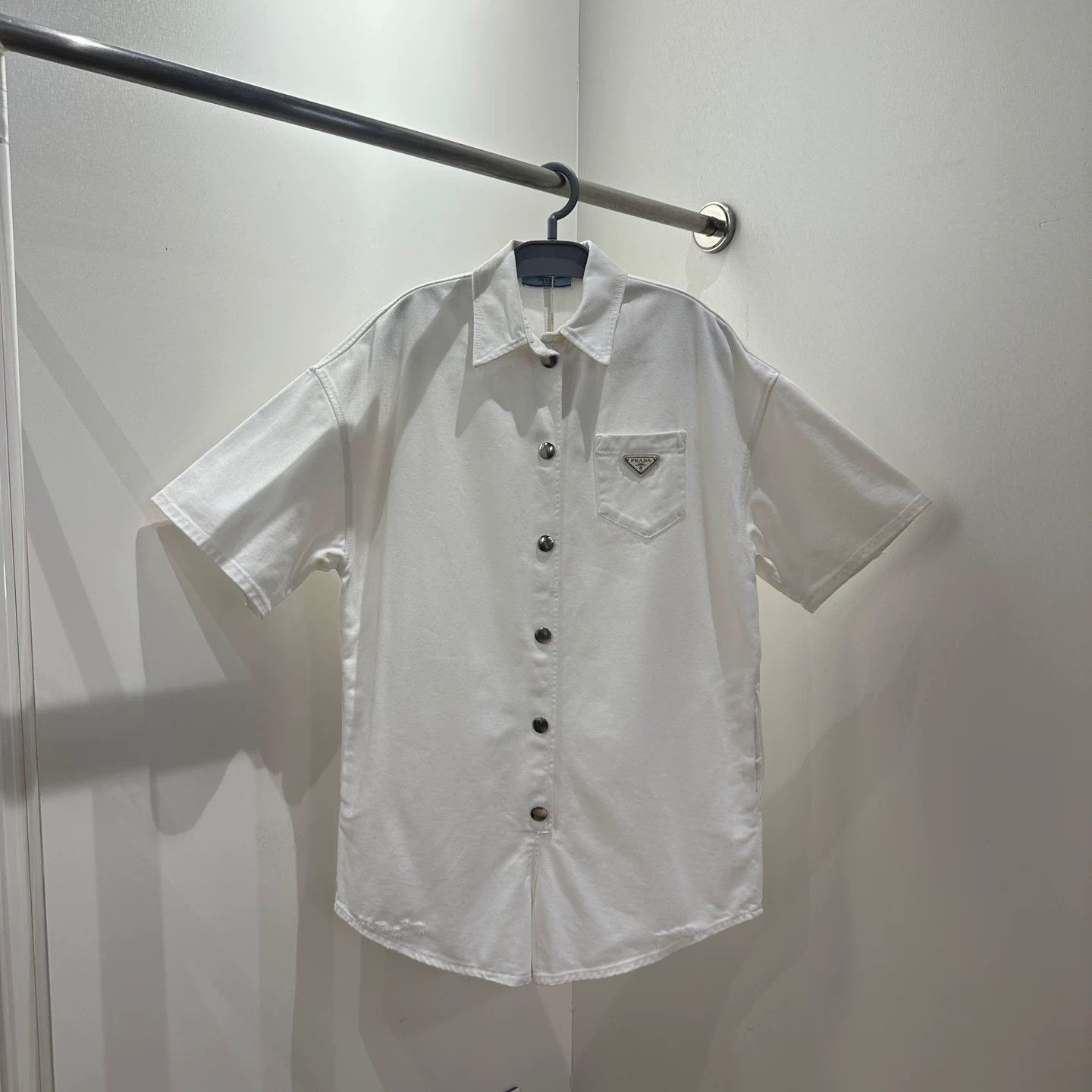 Prada Prada Denim White T-Shirt it_40 Women Size S / US 4 / IT 40 - 1 Thumbnail