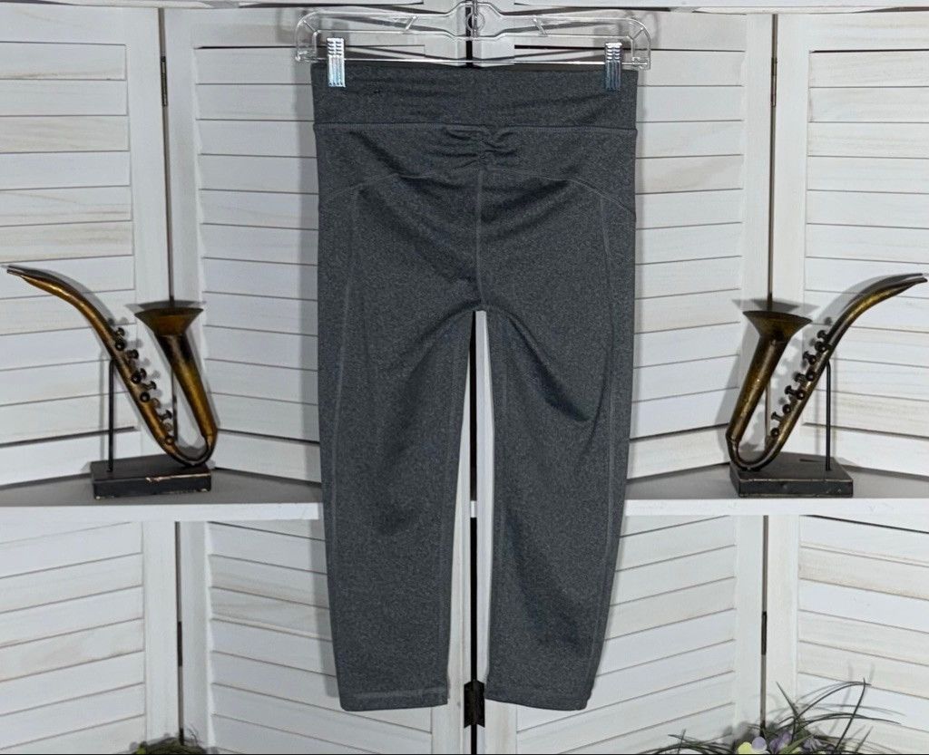 Vintage body shaping capri leggings compression gray yoga pilates S Size 27" / US 4 / IT 40 - 2 Thumbnail