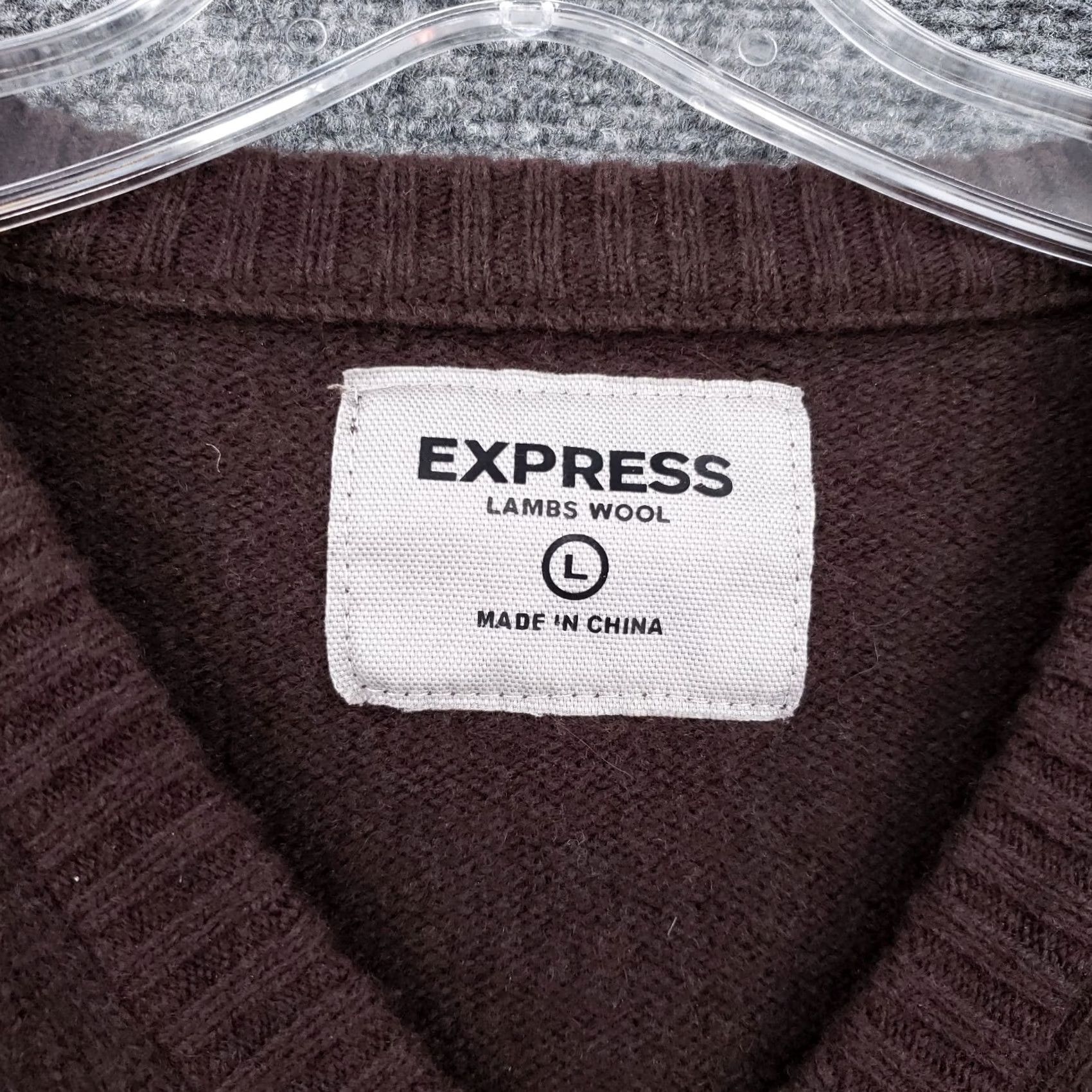 Express Express Sweater Mens L Brown Lambswool Pullover V Neck Long Sleeve Knitted Size US L / EU 52-54 / 3 - 7 Thumbnail