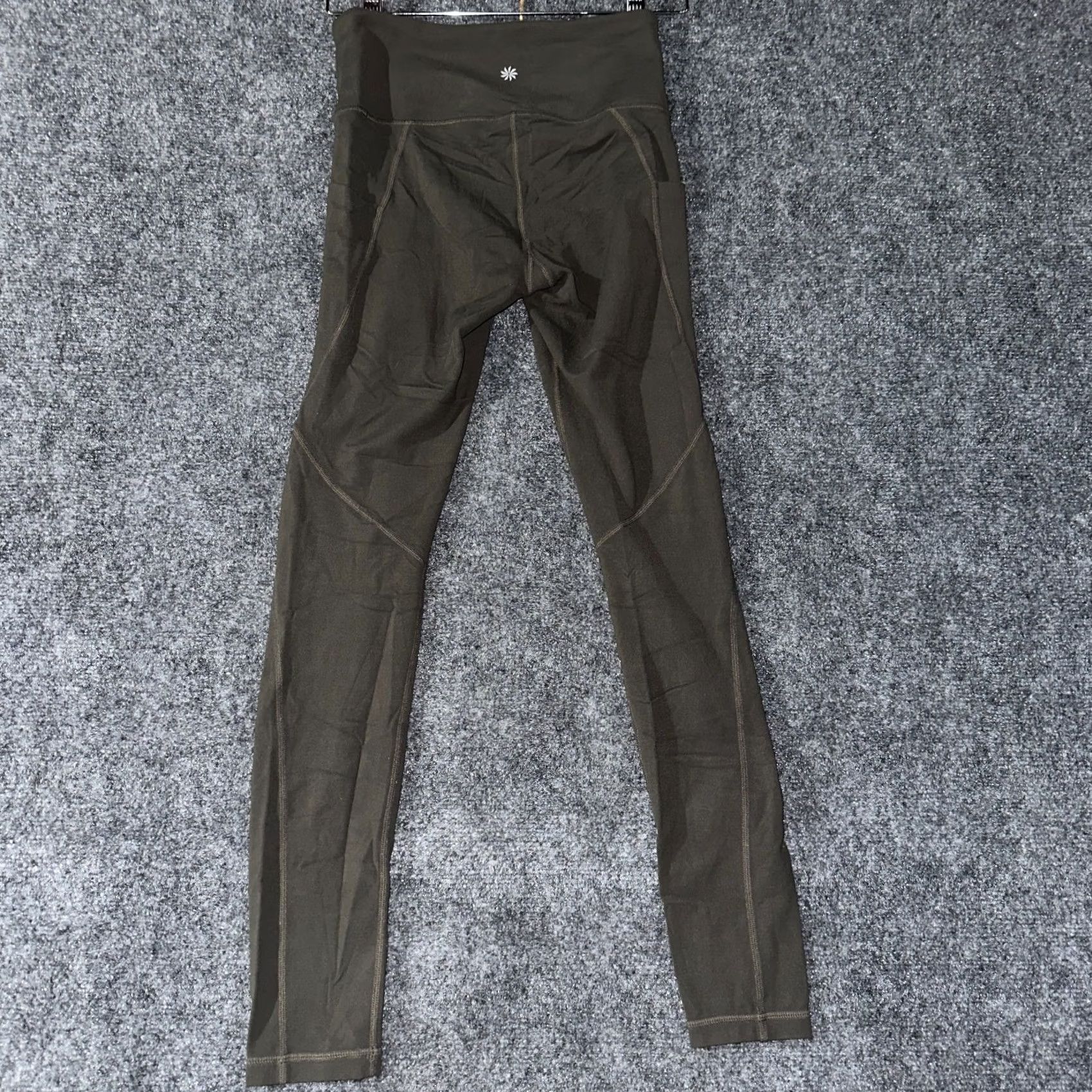 Athleta Athleta Shirt Womens XS Green Salutation Stash Pocket Compression Pants Yoga Skinny Inseam 28 Size 42" / US 20 - 6 Thumbnail