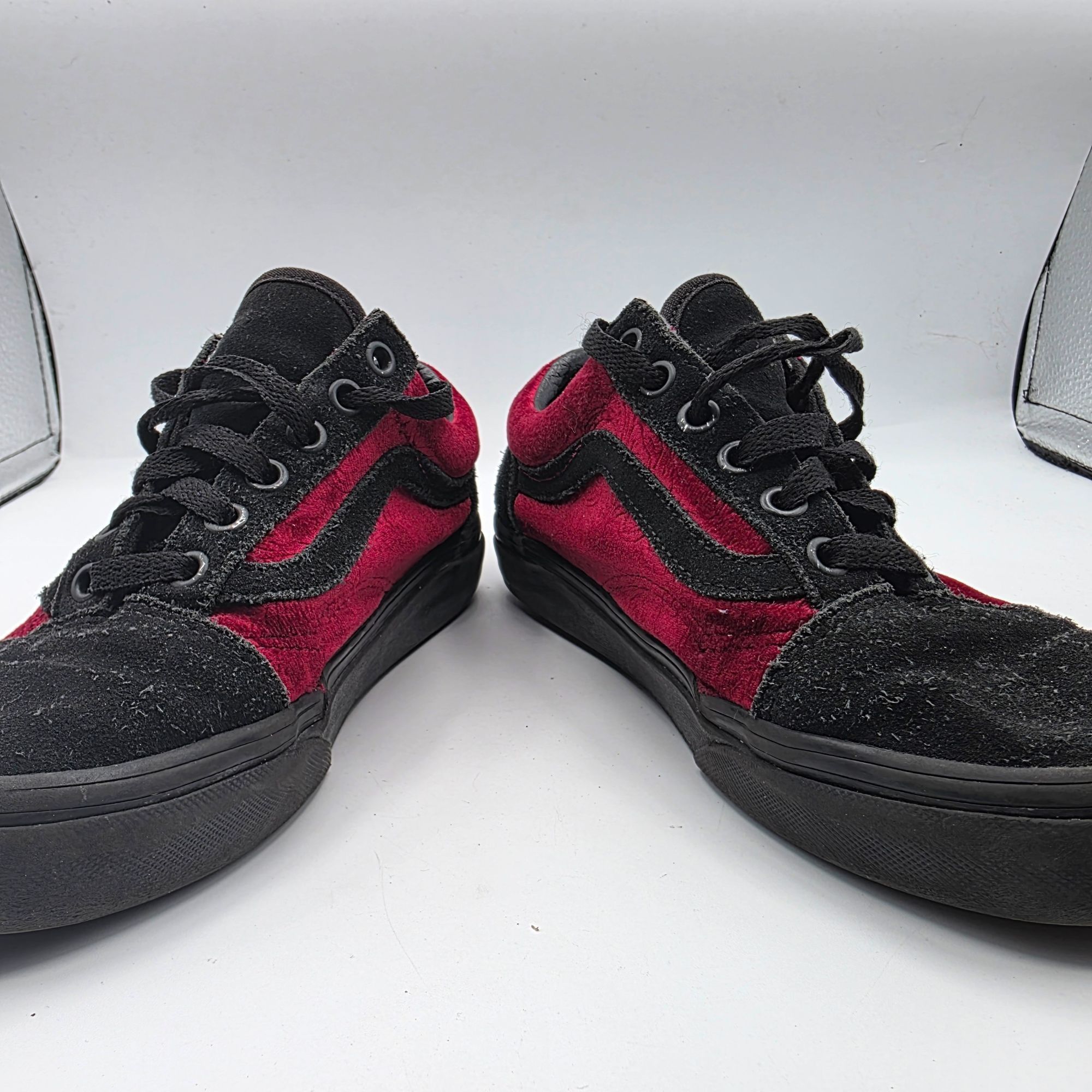 Vans Vans Old Skool Velvet Parisian Night Women Size 6 Red Black Size US 6 / IT 36 - 3 Thumbnail