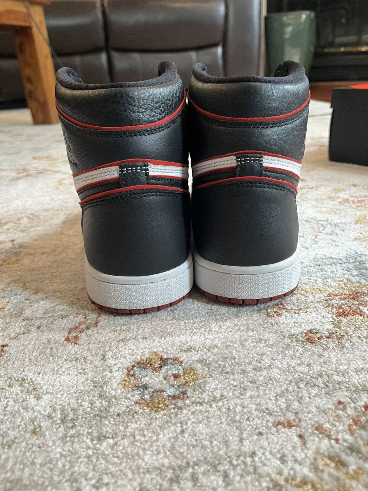 Jordan Brand Jordan 4 Bloodline 10.5 Size US 10.5 / EU 43-44 - 11 Thumbnail