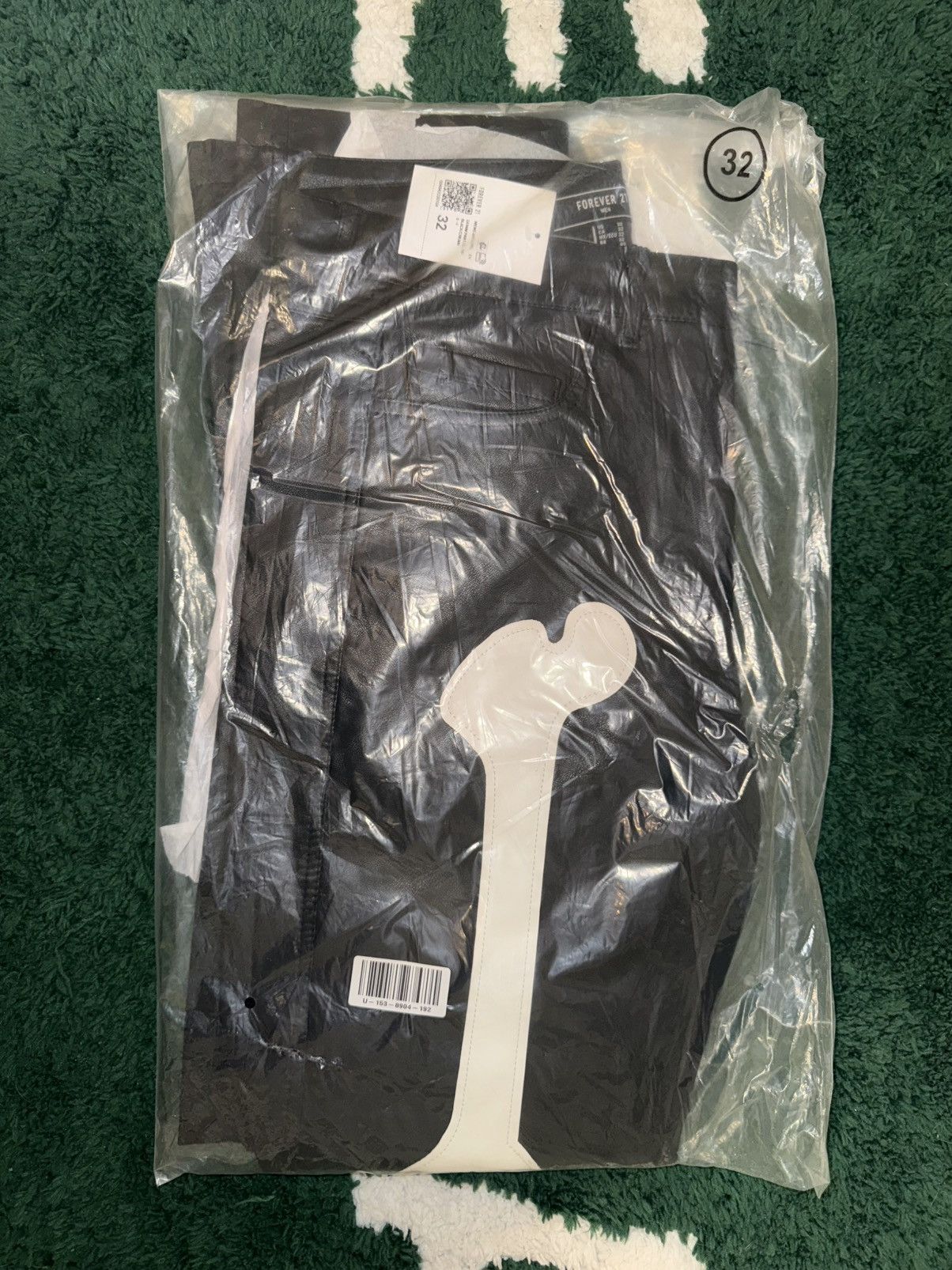 Forever 21 Bones Faux Leather Pants Sz.32 Size US 32 / EU 48 - 4 Thumbnail