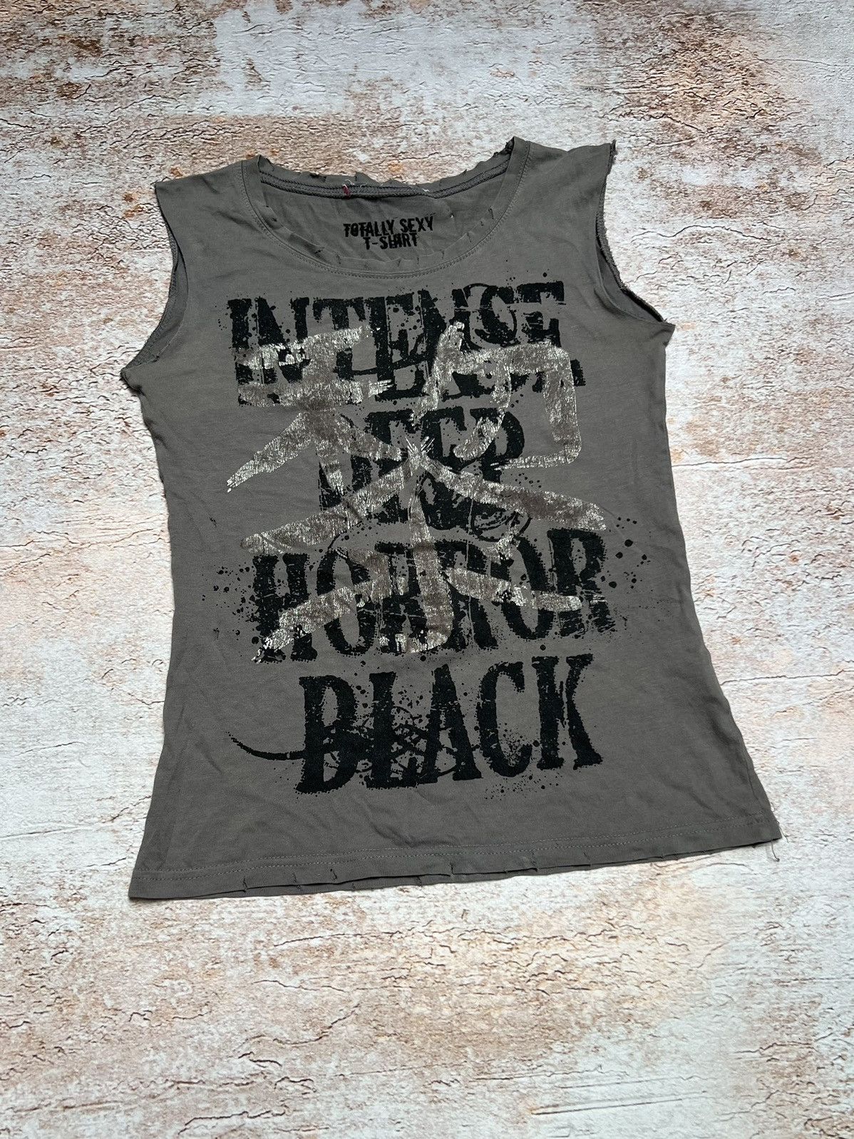 Vintage Vintage totally sexy distressed tank top Size S / US 4 / IT 40 - 2 Thumbnail