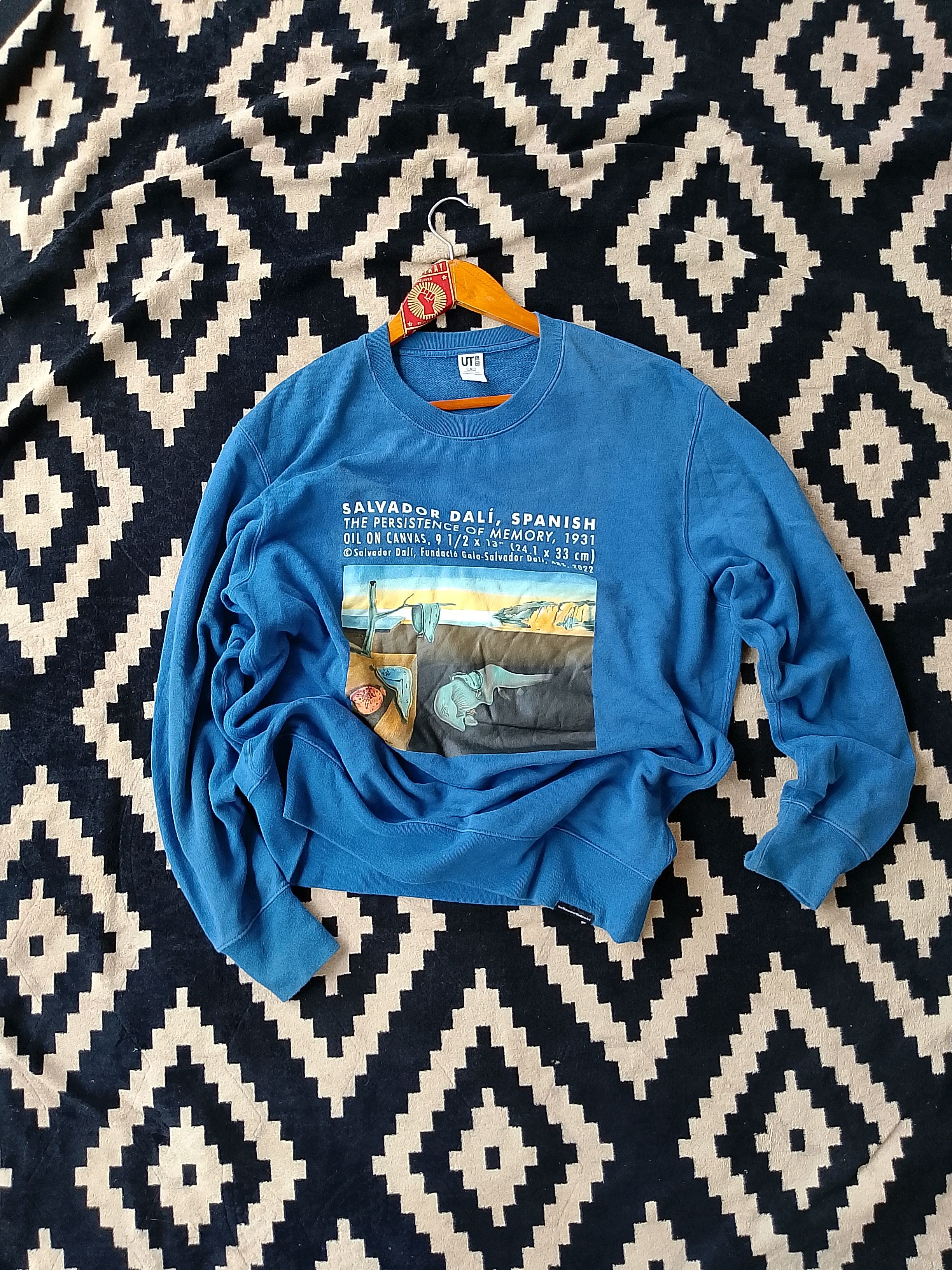 Uniqlo Rare UNIQLO x MoMA Salvador Dalí "Melting Clocks" Sweatshirt Size US XL / EU 56 / 4 - 1 Thumbnail