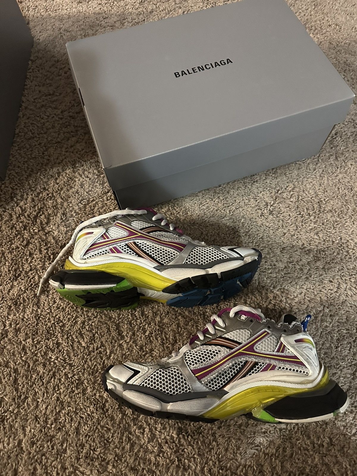 Balenciaga Balenciaga Runner Multi color sneakers Size US 9 / EU 42 - 5 Thumbnail