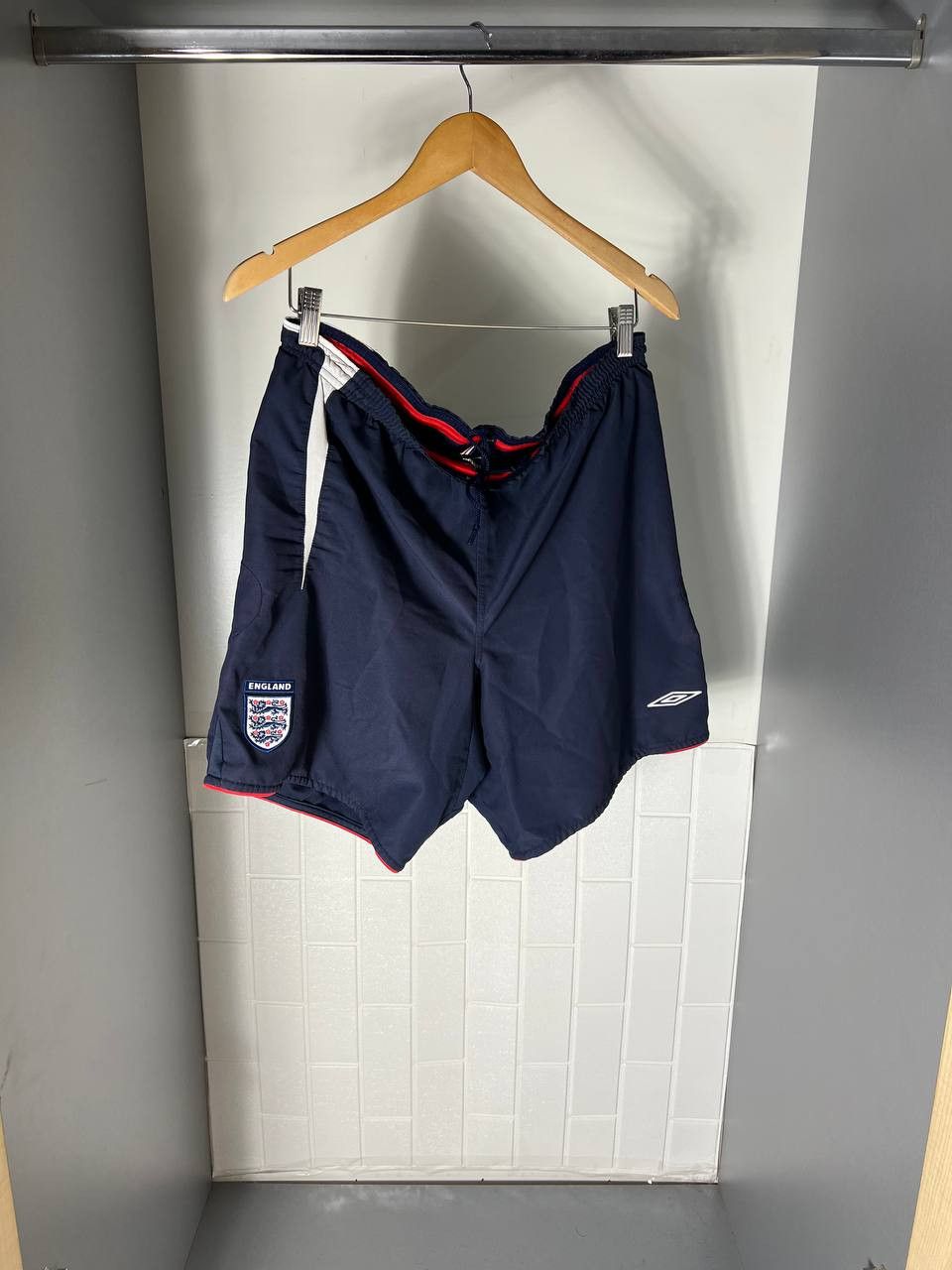 Umbro VINTAGE UMBRO ENGLAND RETRO SOCCER SHORTS MANCHESTER Y2K 90s Size US L / EU 52-54 / 3 - 3 Thumbnail