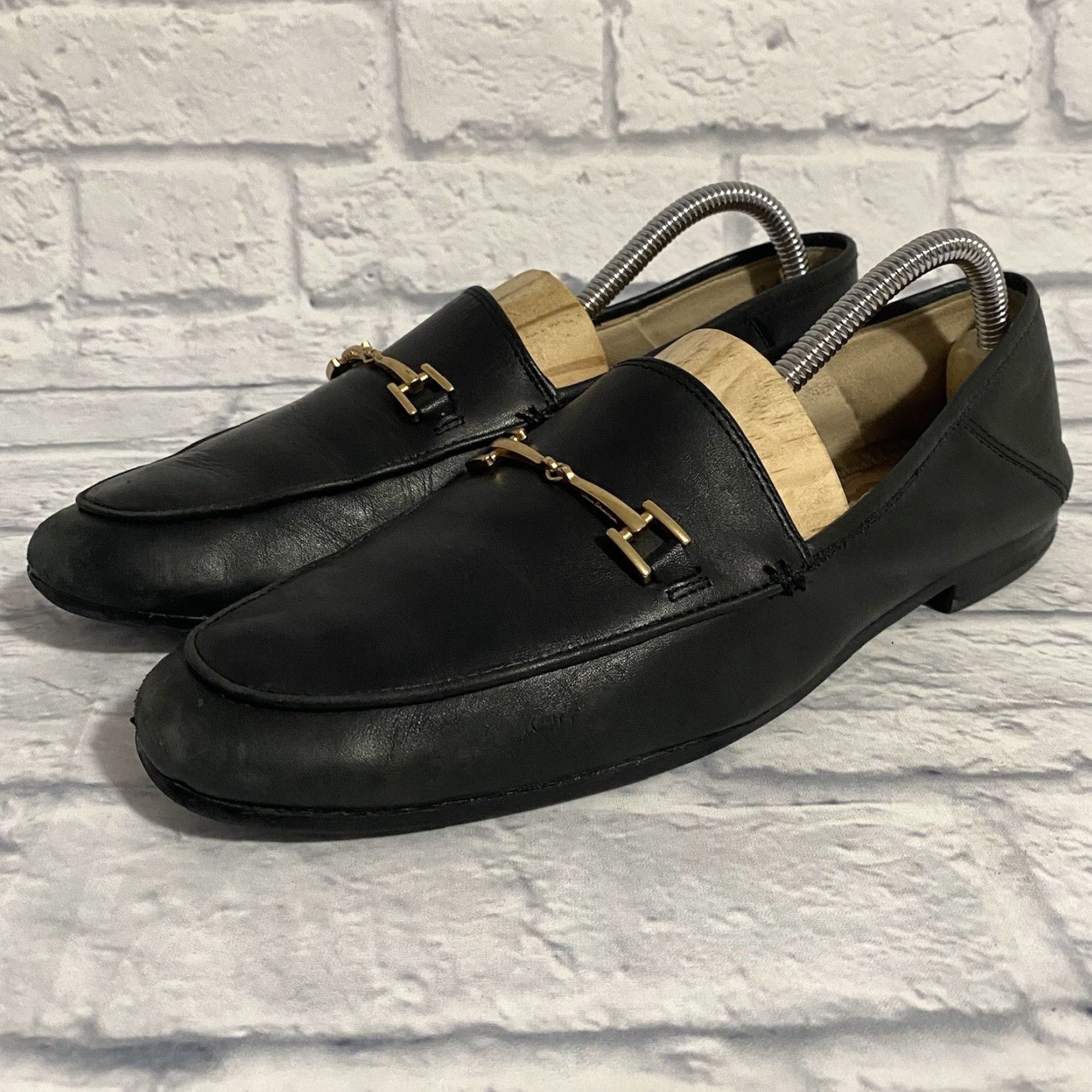 Sam Edelman Sam Edelman Loraine Black Leather Loafers Gold Accent Size 8.5 Womens Shoes Flat Leather Upper Insole Breathable Size US 6 / IT 36 - 4 Thumbnail