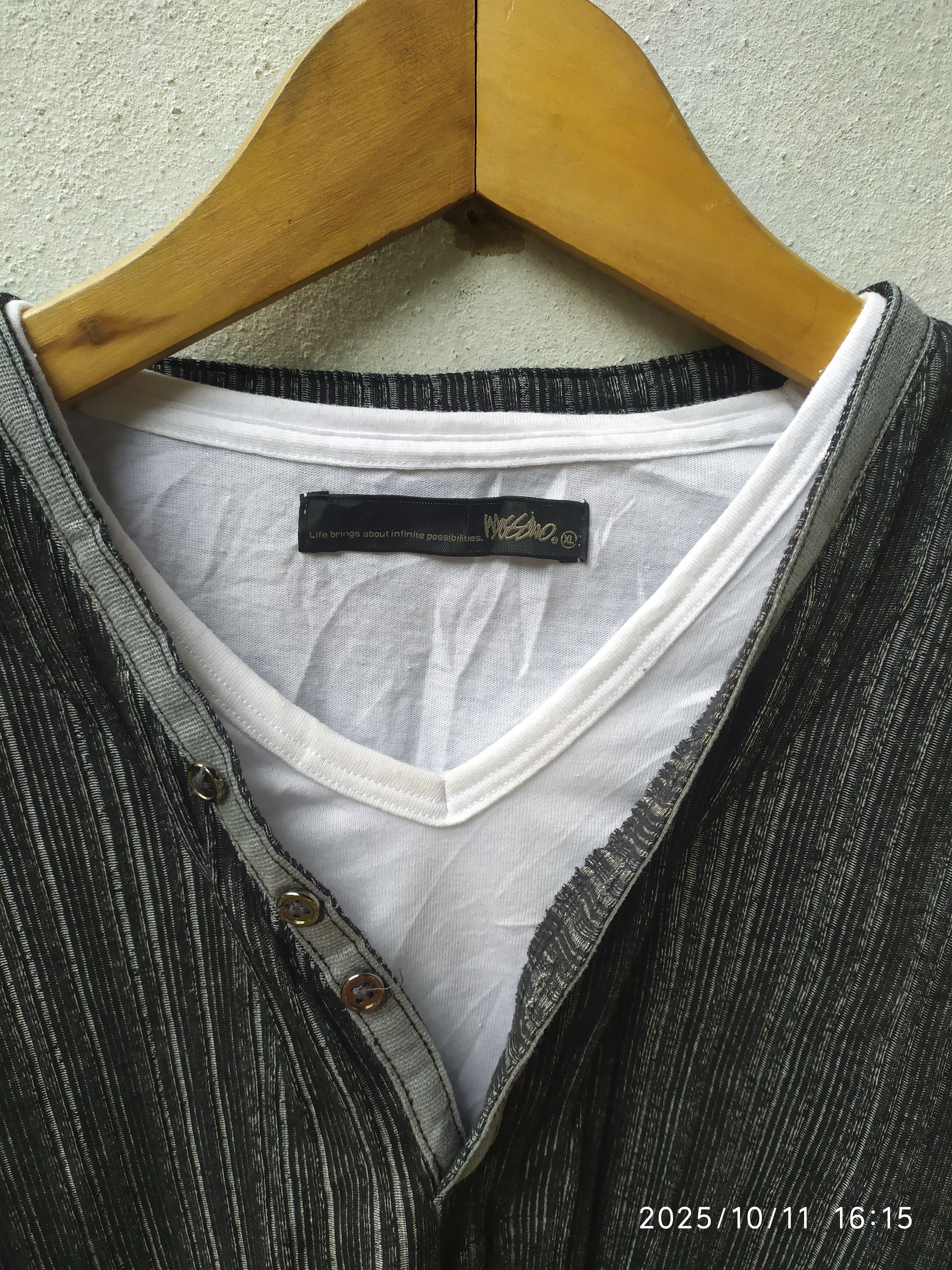 If Six Was Nine Mossimo Double Layer Long Sleeve shirt Size US L / EU 52-54 / 3 - 4 Thumbnail