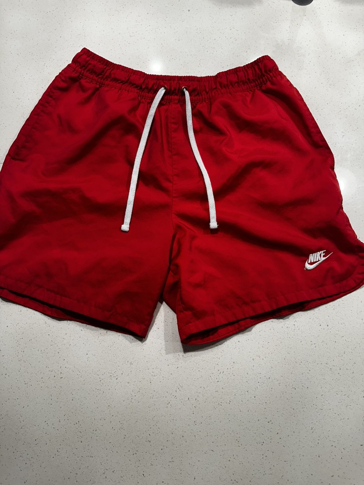 Nike Red Nike Shorts Size US 30 / EU 46 - 1 Thumbnail