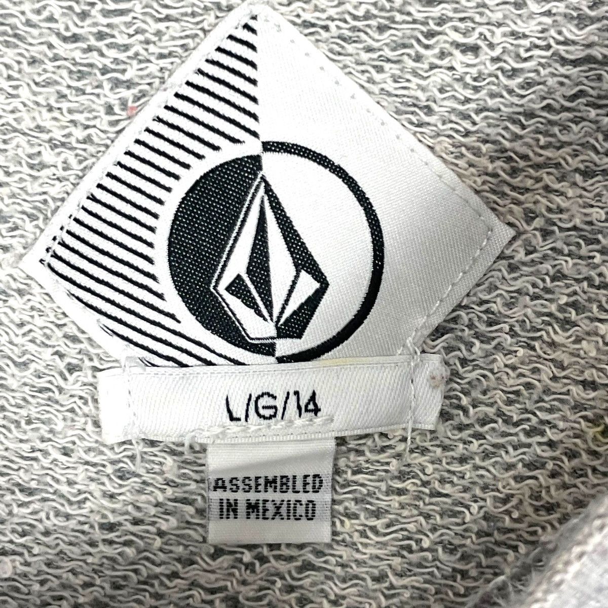 Volcom Vintage Volcom Sweatshirt Tiger Big Logo Crewneck Sweater Size S / US 4 / IT 40 - 7 Thumbnail