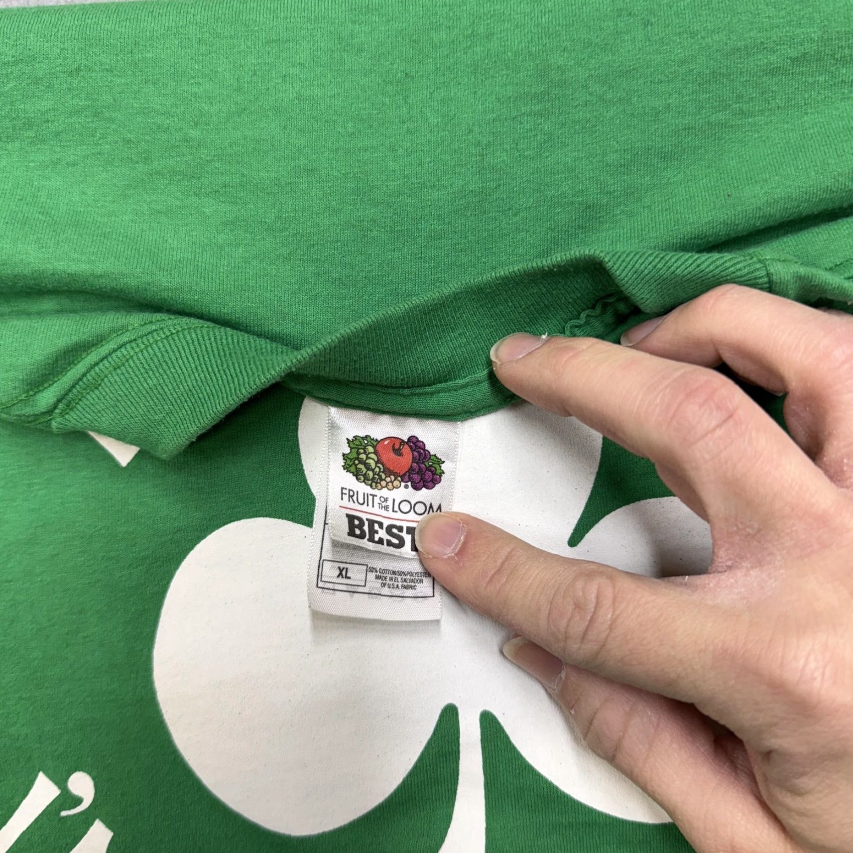 Fruit Of The Loom VINTAGE Fruit Of The Loom Shirt Mens XL Green Kiss Me I'm Wasted St Patrick's Day Shirt Mens Green Kiss Me I'm Wasted St Patrick's Day Size US XL / EU 56 / 4 - 4 Thumbnail