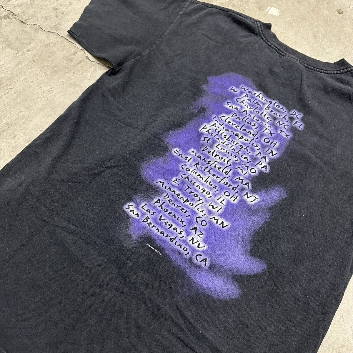Japanese Brand × Vintage Vintage 90s Grunge Emo Rock ‘97 Black Sabbath Rock Tour Tee Size US L / EU 52-54 / 3 - 5 Thumbnail