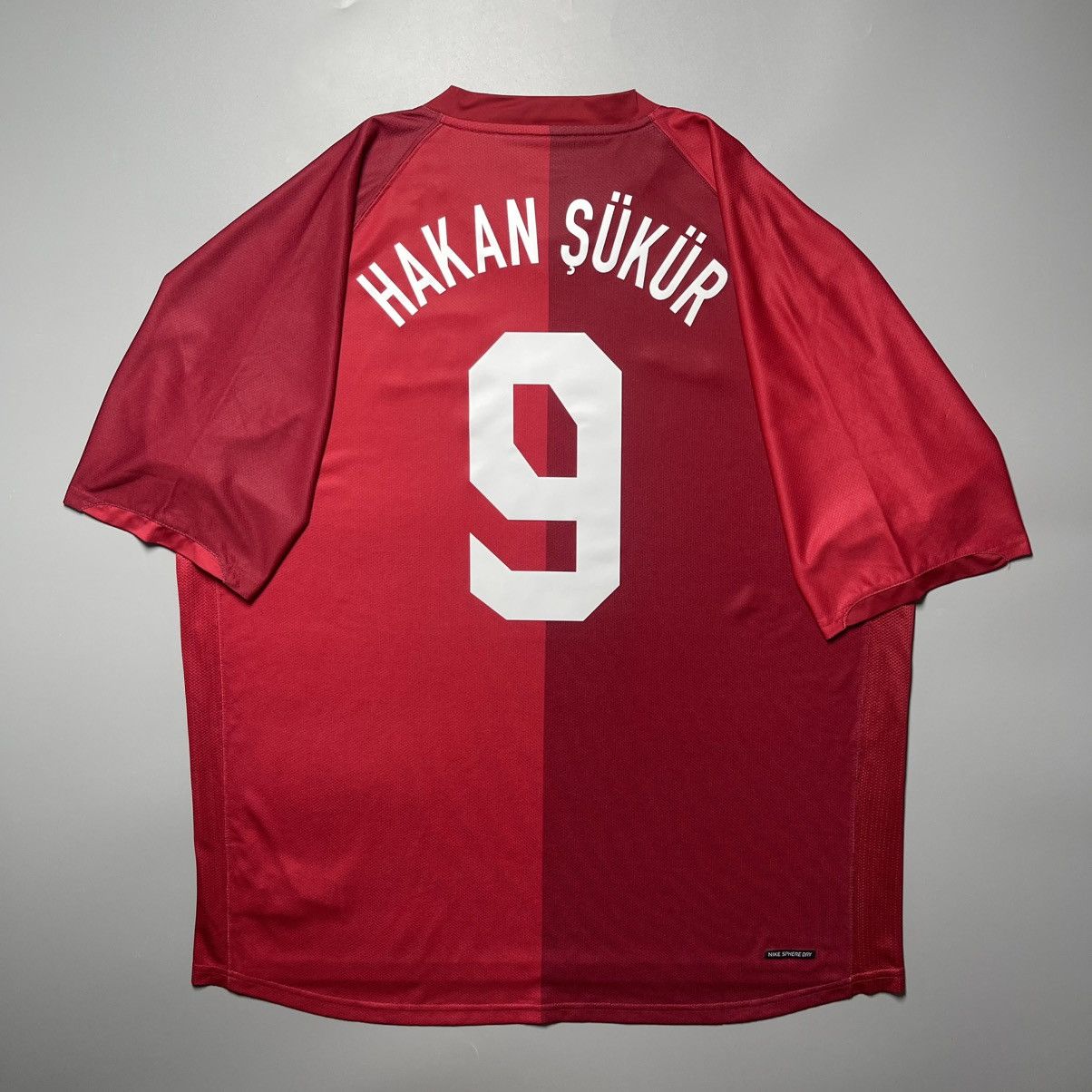 Vintage TURKEY NIKE 2006/2007 FOOTBALL HOME JERSEY #9 HAKAN SUKUR Size US XXL / EU 58 / 5 - 1 Thumbnail