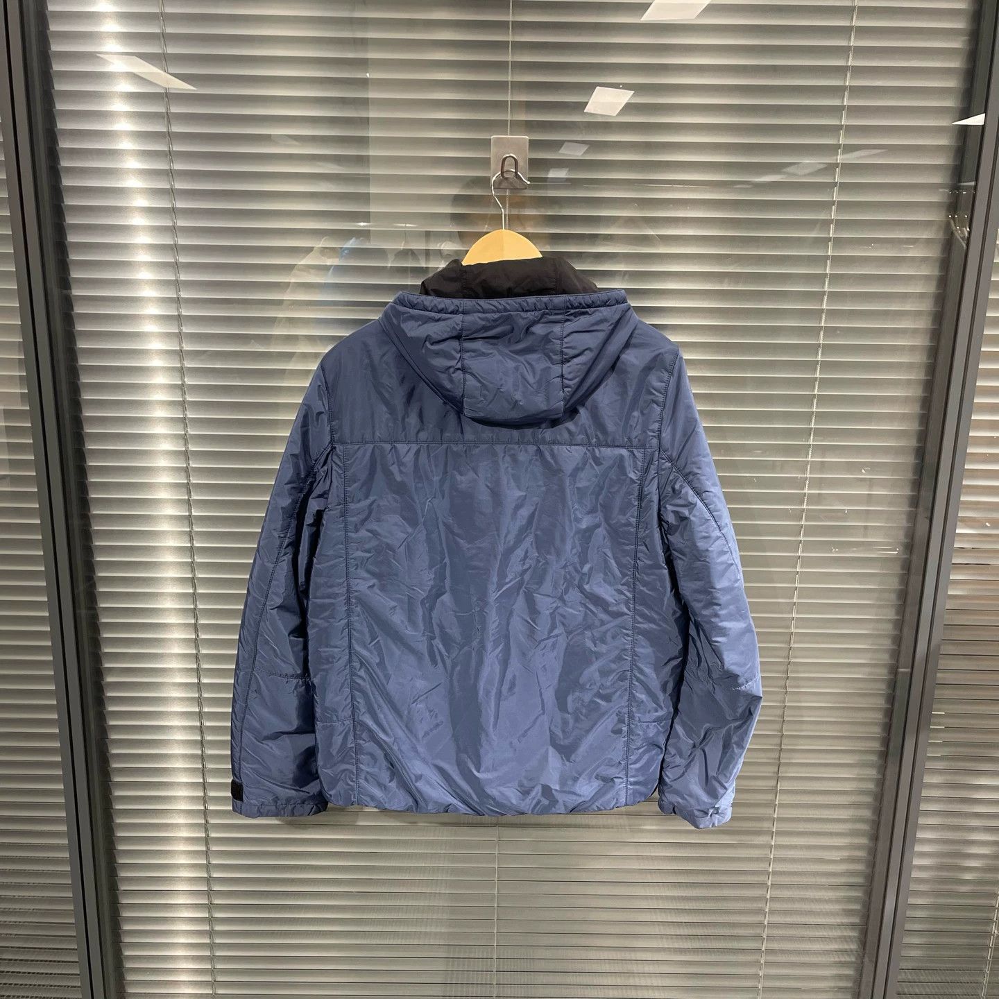 Prada Prada Triangle Logo Nylon Puffer Jacket 46 Size US S / EU 44-46 / 1 - 2 Thumbnail