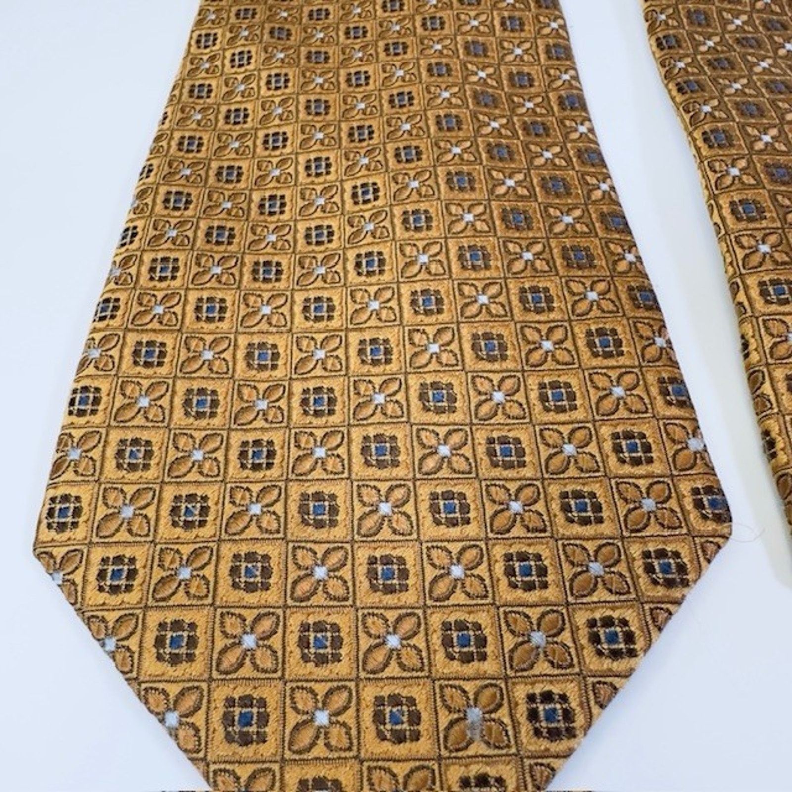 Other Eagle Neck Tie Silk Hand Made Gold Floral Geometric Corpcore Size ONE SIZE - 4 Thumbnail
