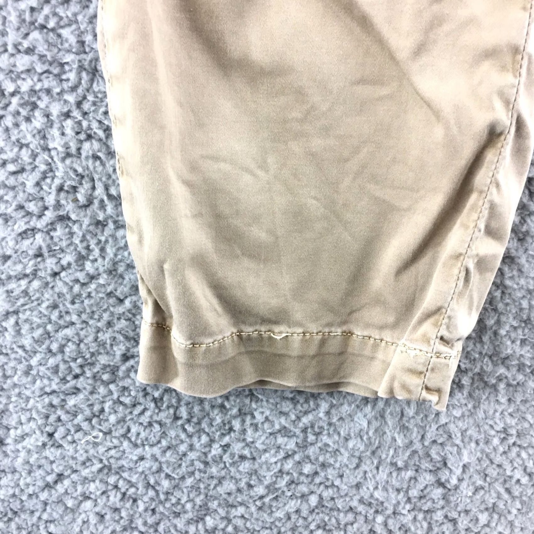 Banana Republic Banana Republic Chino Pants Mens 30.5 Regular Beige Flat Front Mid Rise Zip Fly Flat Front Chino Pants Mens Beige 30.5 in Slim Straight Vintage: No Size US 31 - 5 Thumbnail