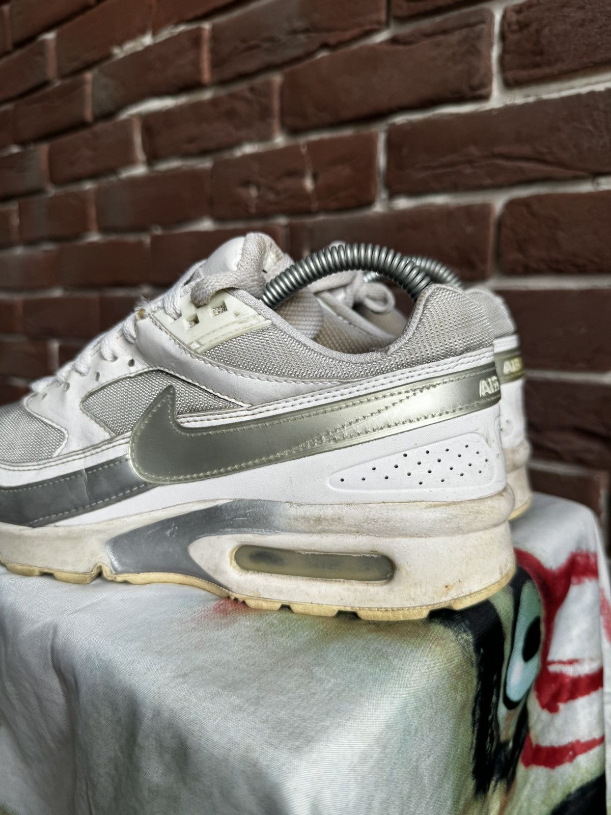 Nike Nike Air Max Classic Bw Vintage Y2k 2011 Silver Hype Kicks Size US 7 / EU 40 - 8 Thumbnail