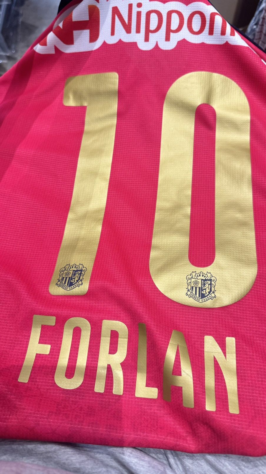 Puma Osaka cerezo 2015 home shirt #10 Forlan (bnwt) Size US L / EU 52-54 / 3 - 7 Thumbnail