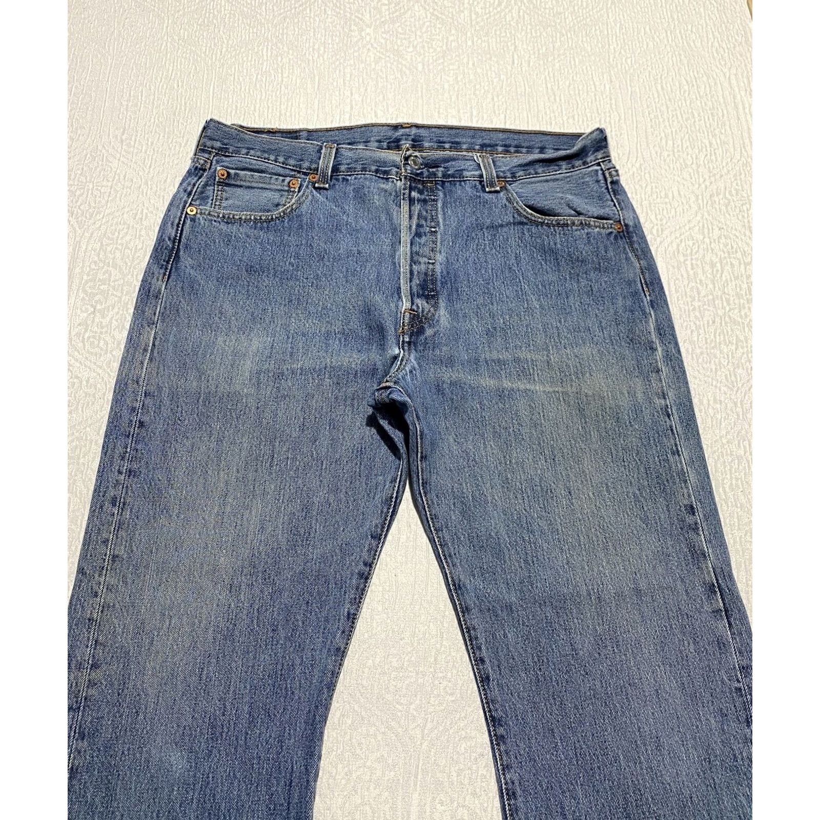 Levi's Levi's 501 Jeans Mens 36x29 Blue Denim Button Fly Straight Leg Classic Fit Size US 36 / EU 52 - 2 Thumbnail