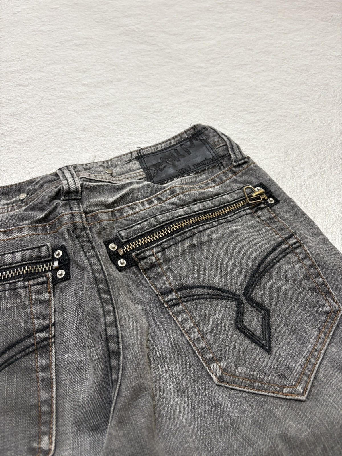 Hysteric Glamour 2000s TBJ japan Flared Smoke wash denim Y2k style Size US 26 / EU 42 - 12 Thumbnail