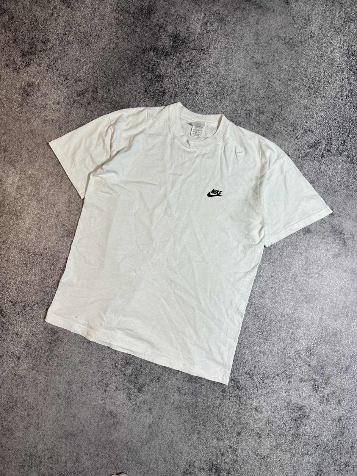 Nike × Vintage Y2K Vintage Nike Swoosh Logo T-shirt Streetwear USA Rare M Size US L / EU 52-54 / 3 - 1 Thumbnail