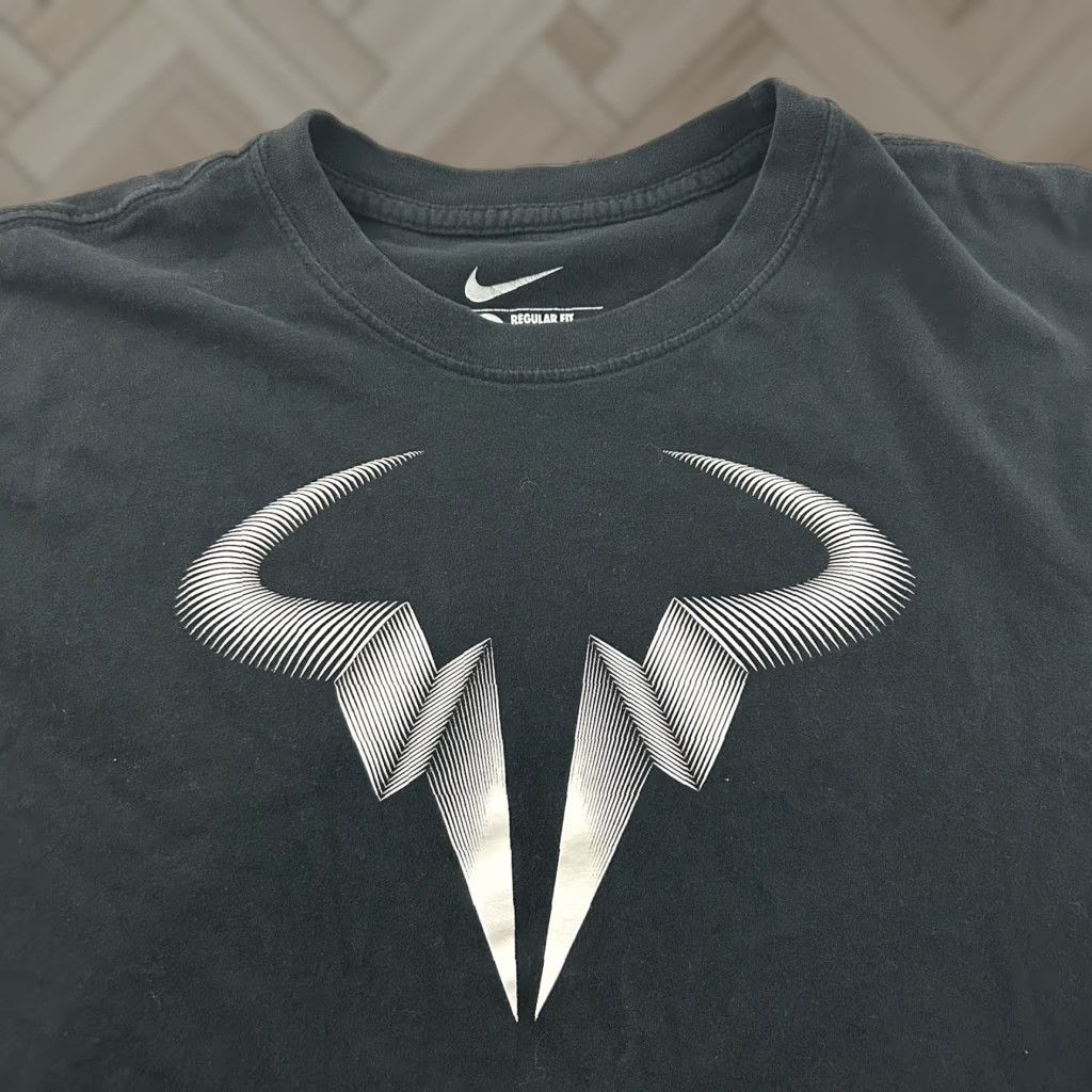 Nike Nike Regular Fit Nadal Short Sleeve T Shirt Men's XXL Black Size US XXL / EU 58 / 5 - 1 Thumbnail