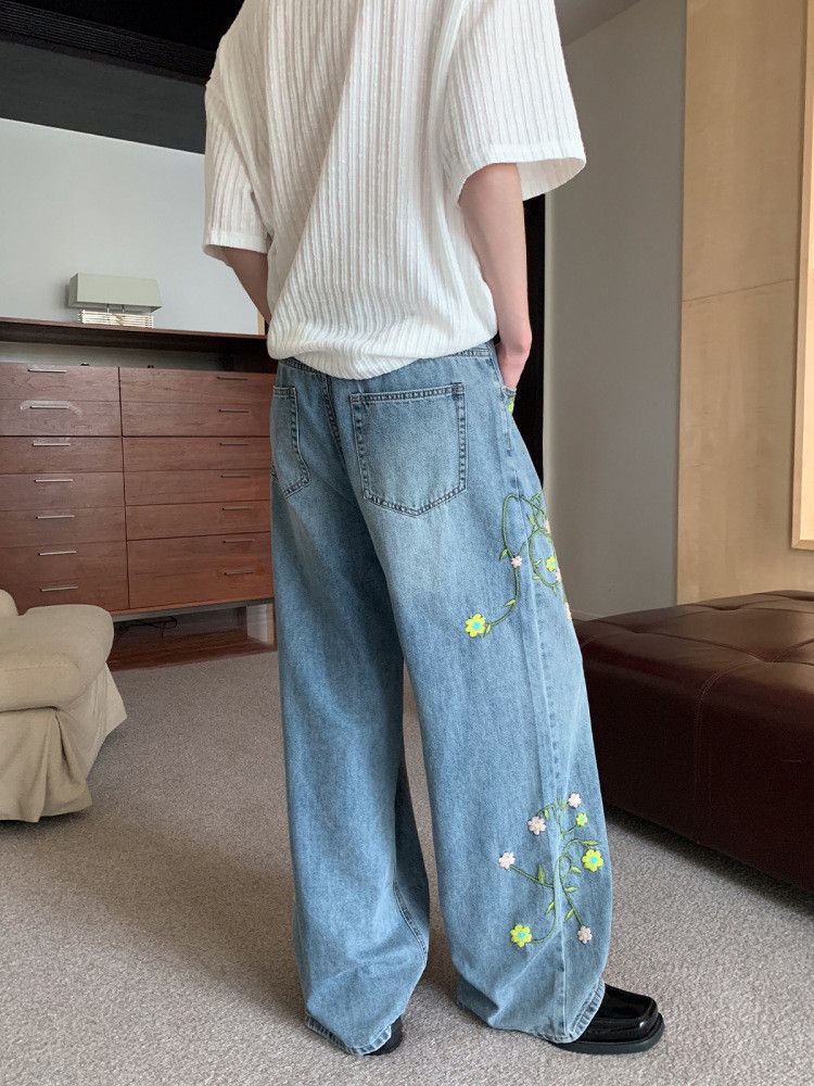 Japanese Brand Men's Washed & Distressed Loose Jeans with Floral Embroidery Size US 32 / EU 48 - 3 Thumbnail